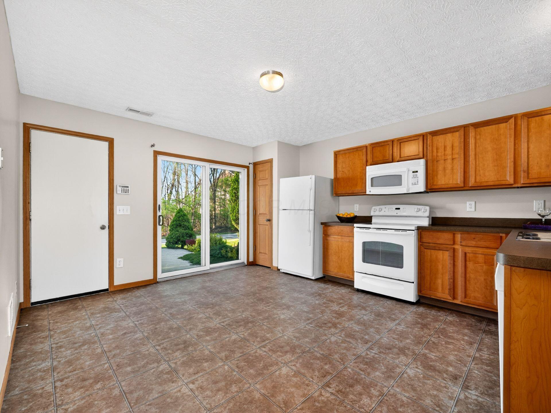 107 Arrowfeather Lane