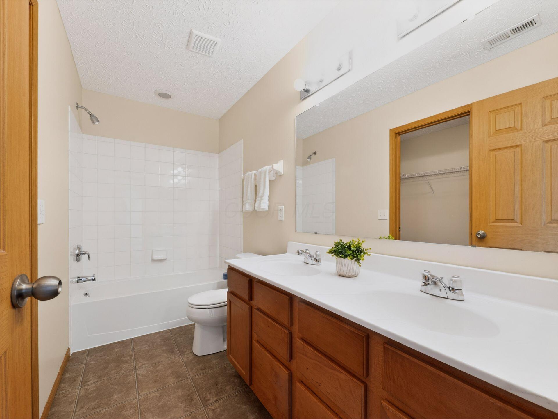107 Arrowfeather Lane