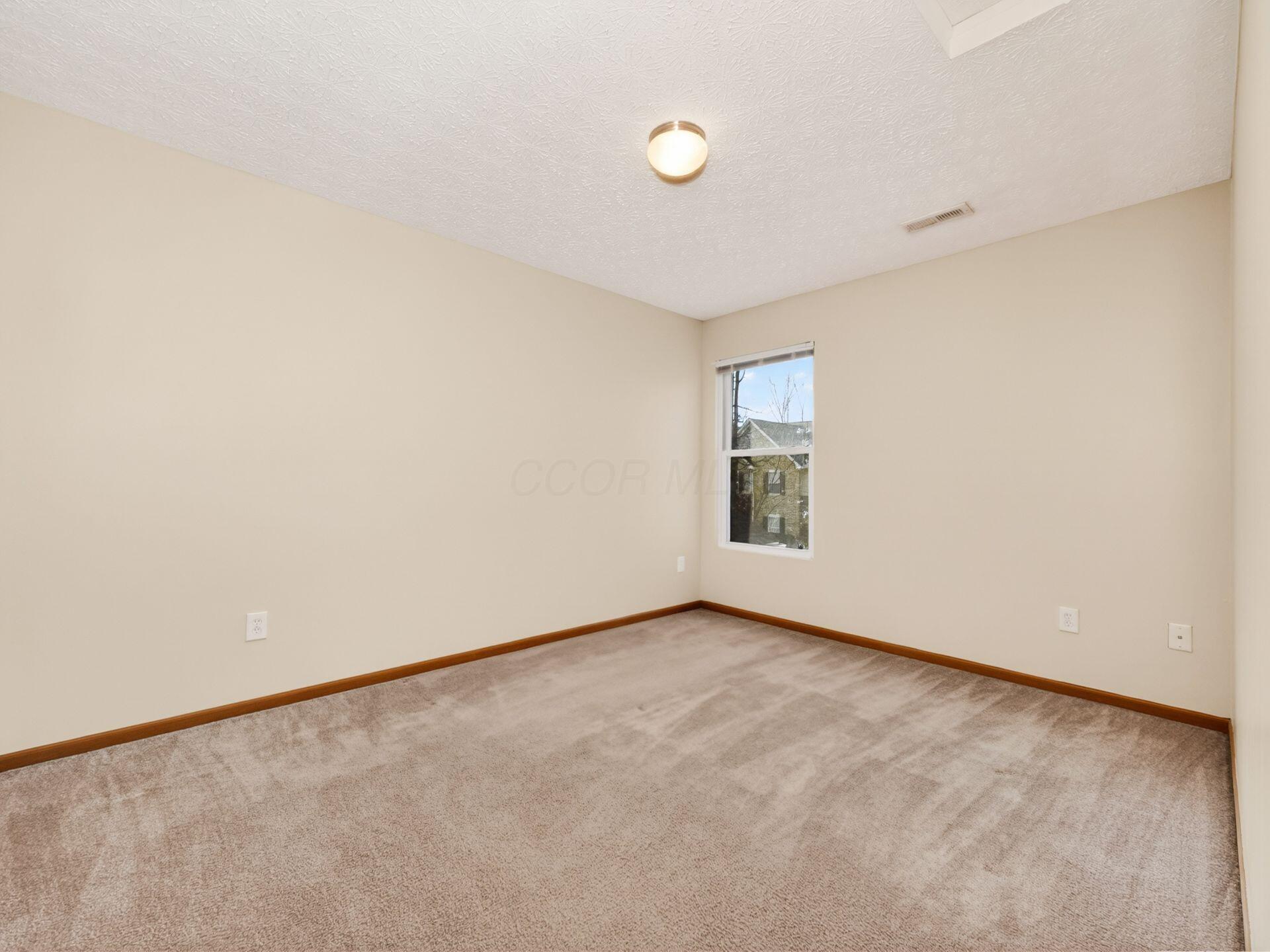 107 Arrowfeather Lane