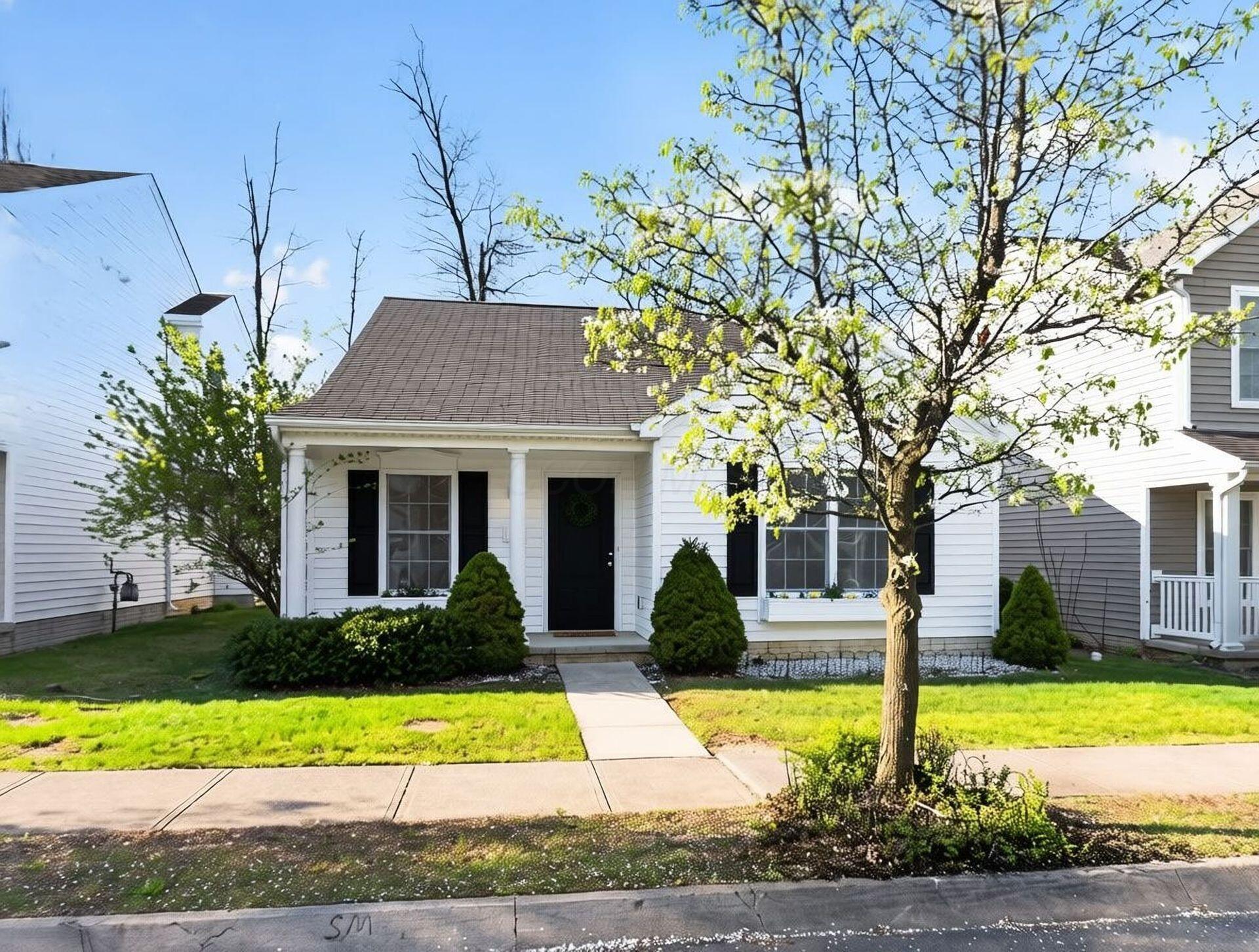 107 Arrowfeather Lane