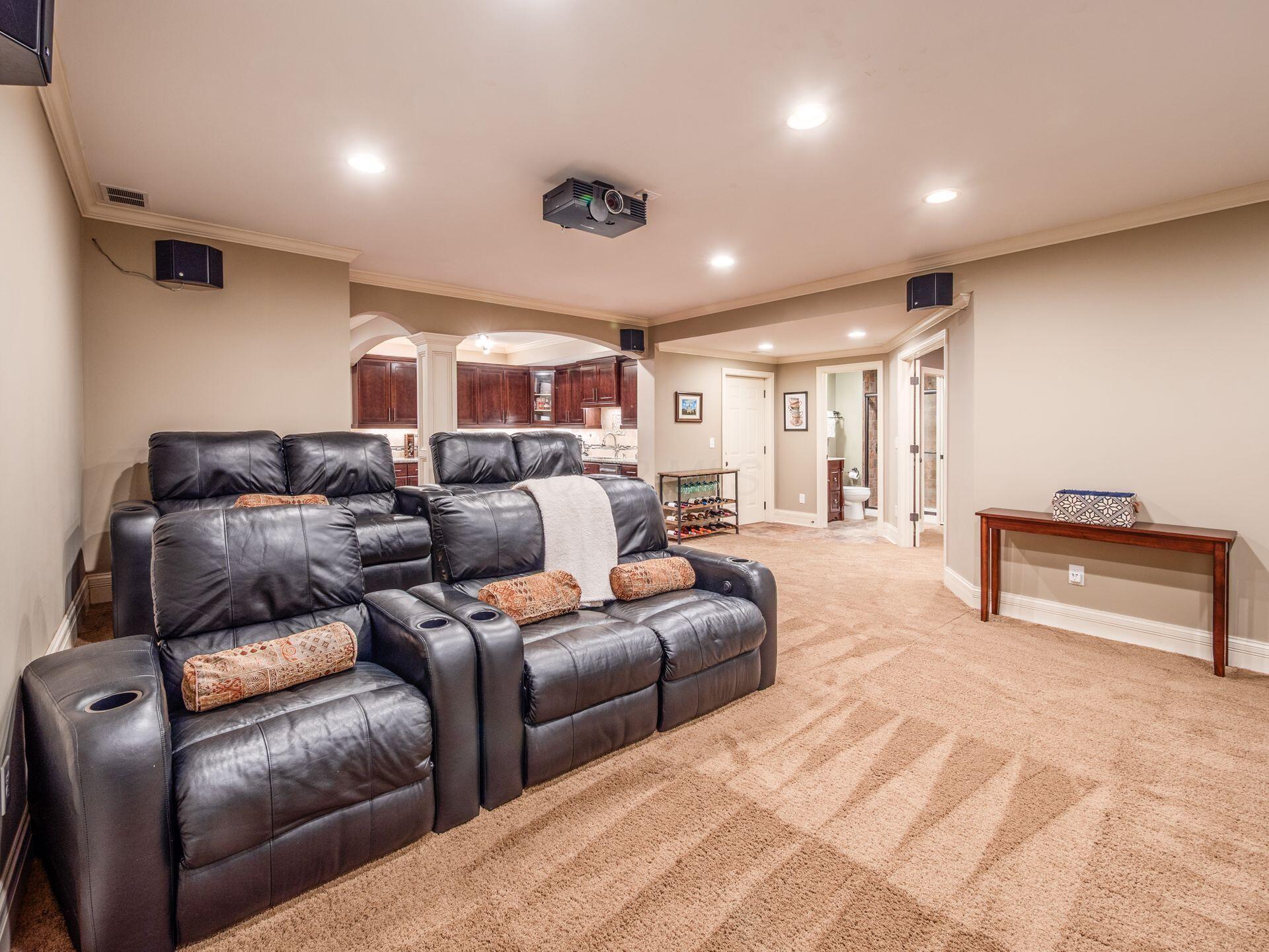 8674 Filiz Lane