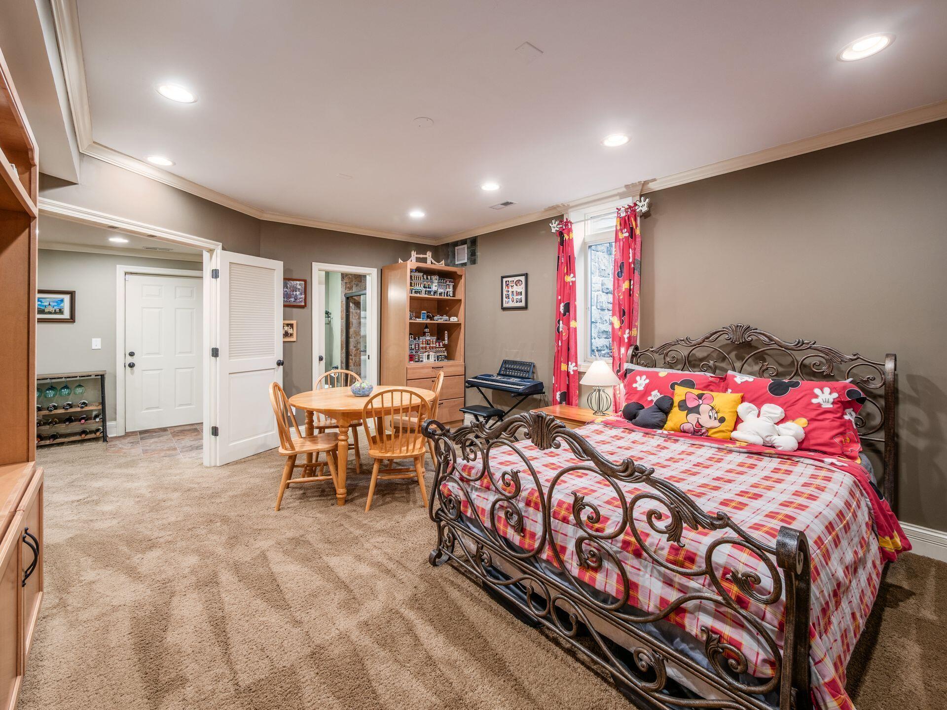 8674 Filiz Lane