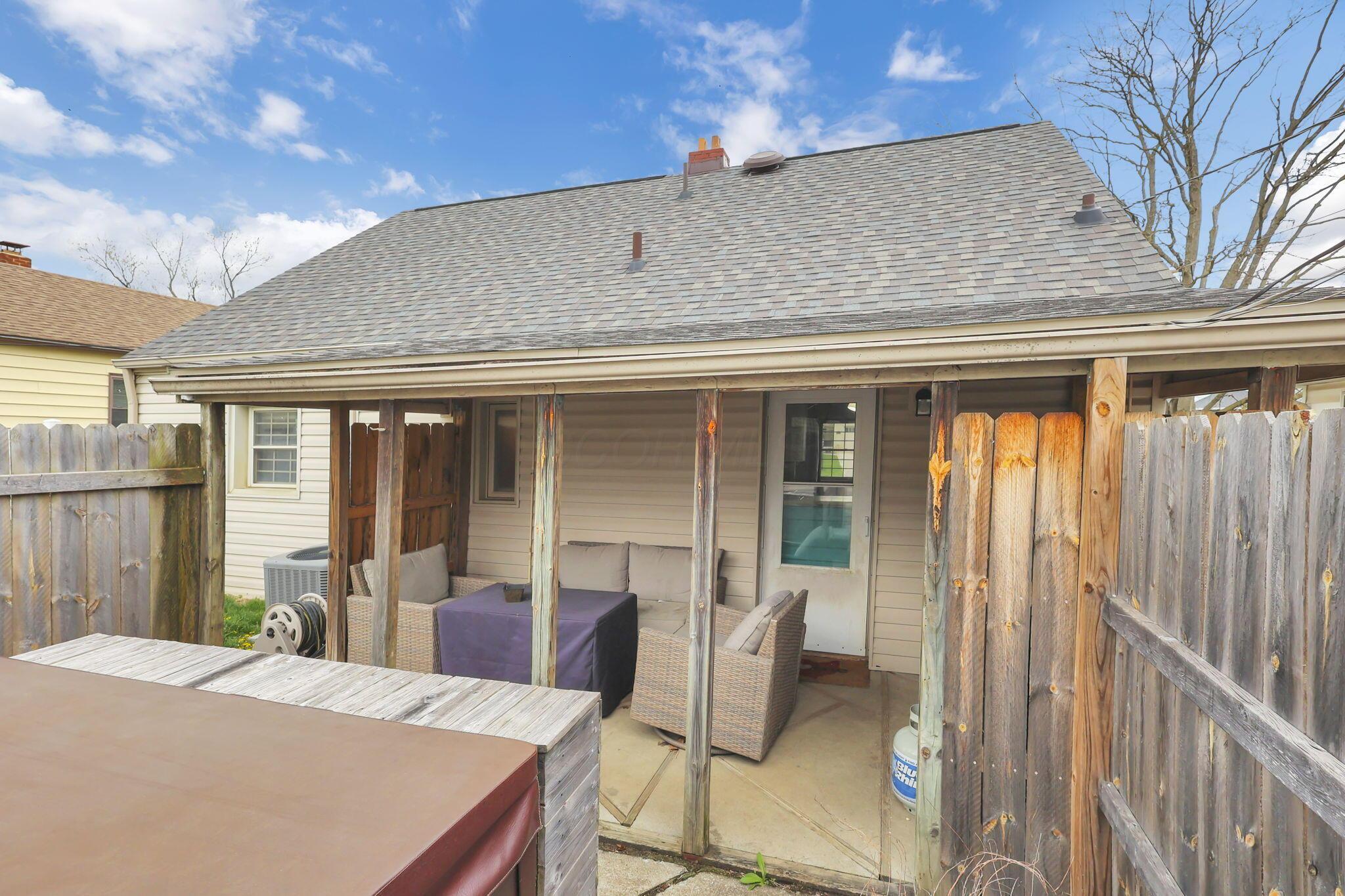 4222 Arbutus Avenue