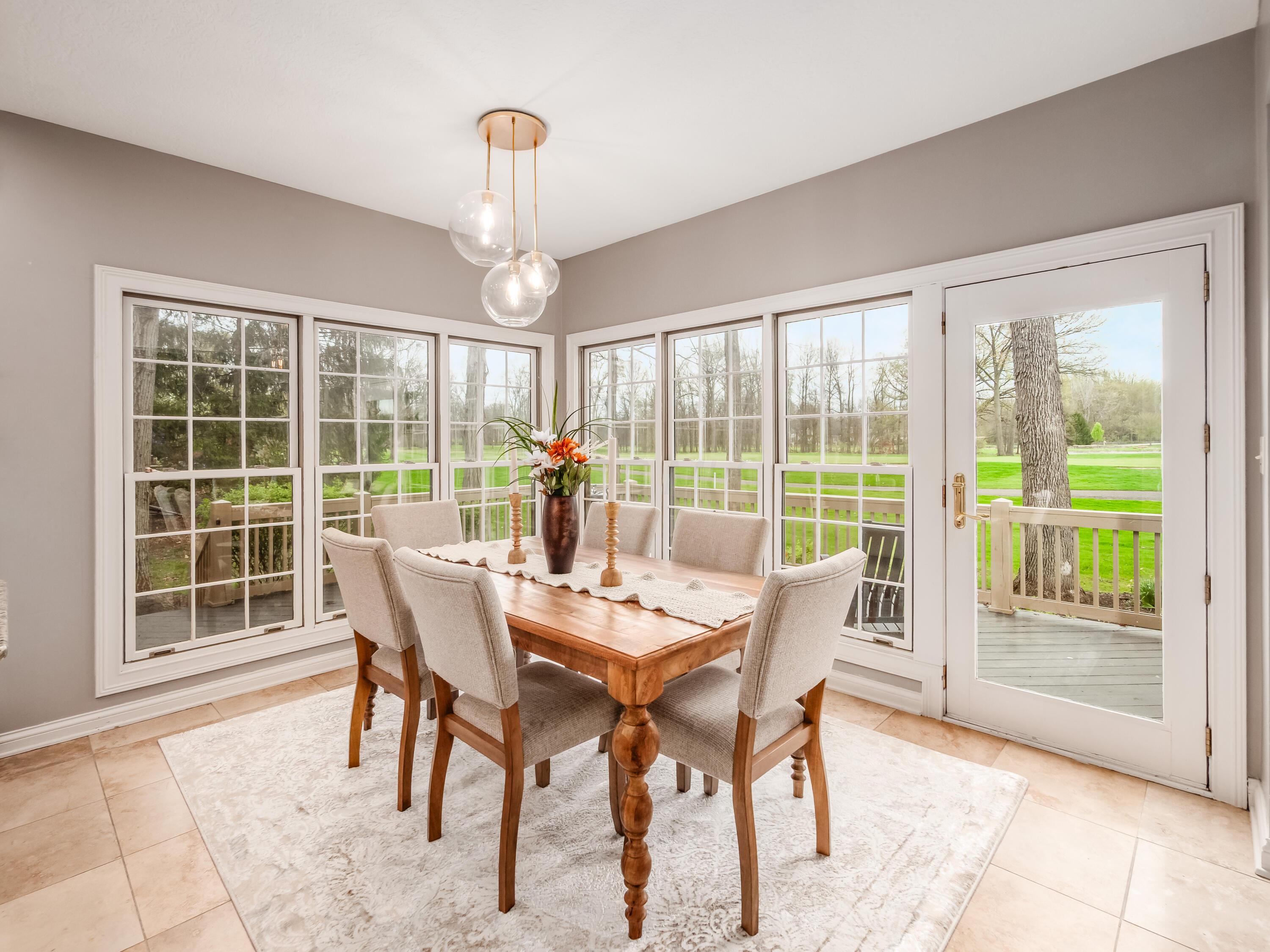 5695 Medallion Drive E