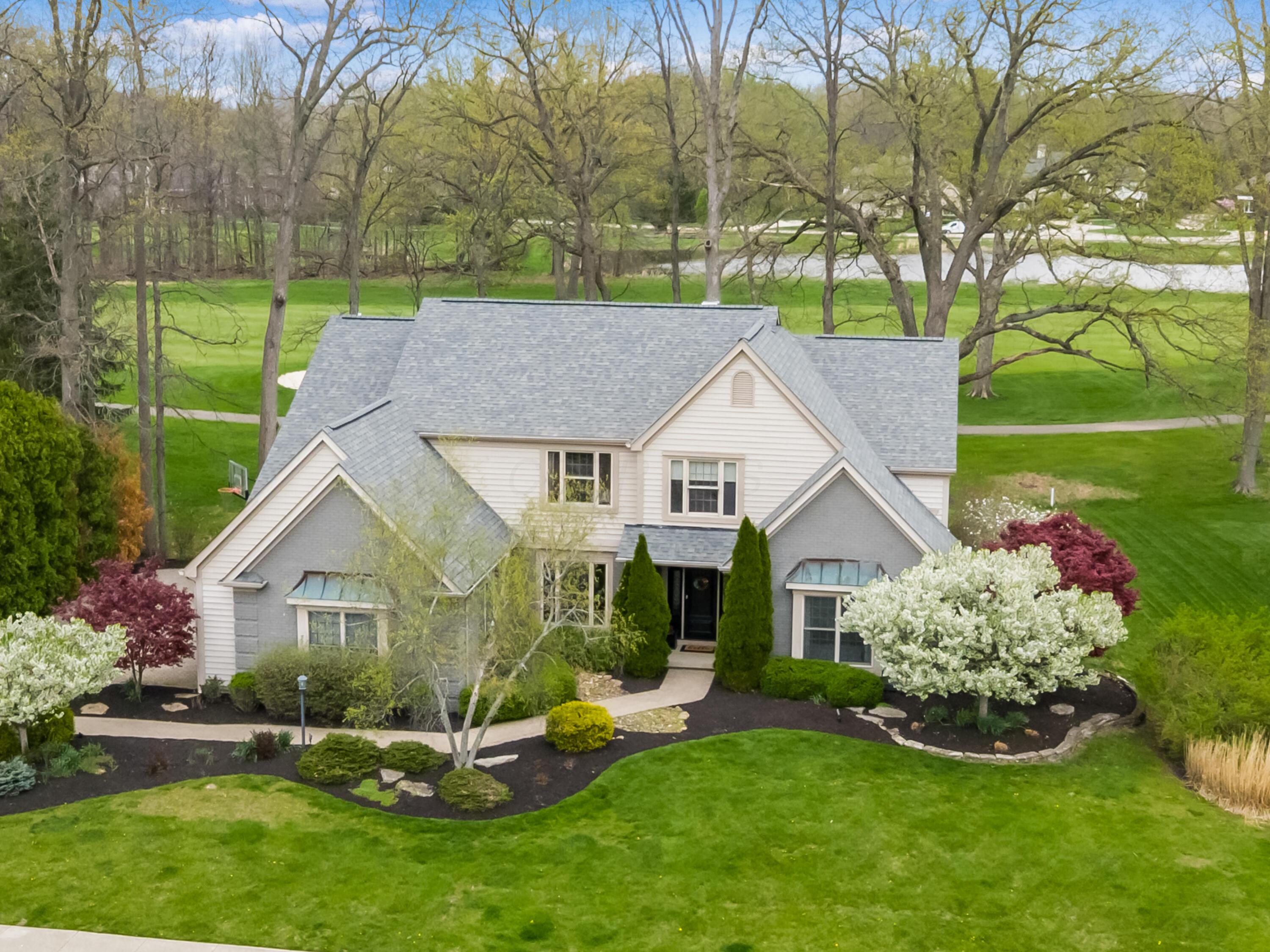 5695 Medallion Drive E