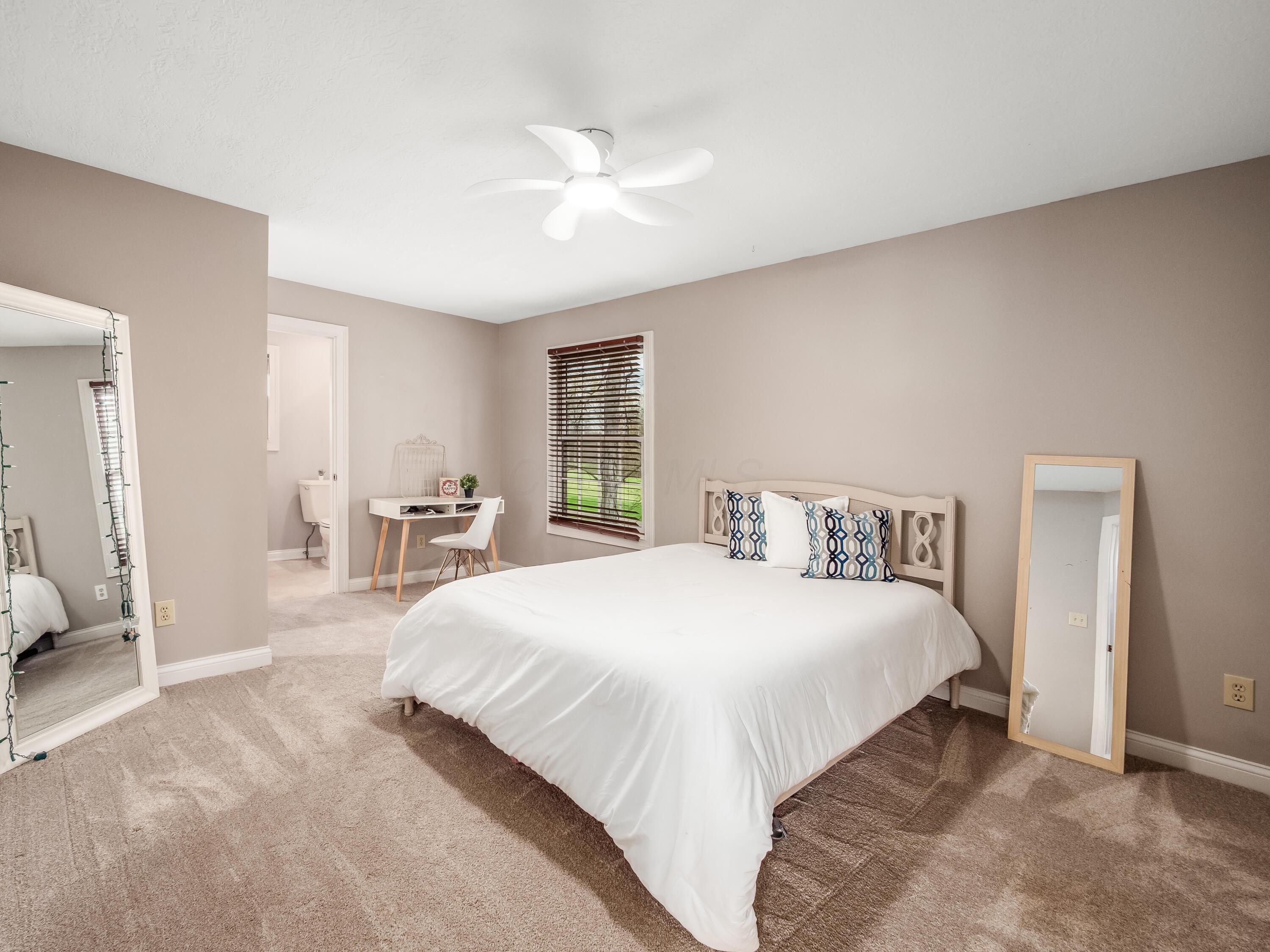 5695 Medallion Drive E