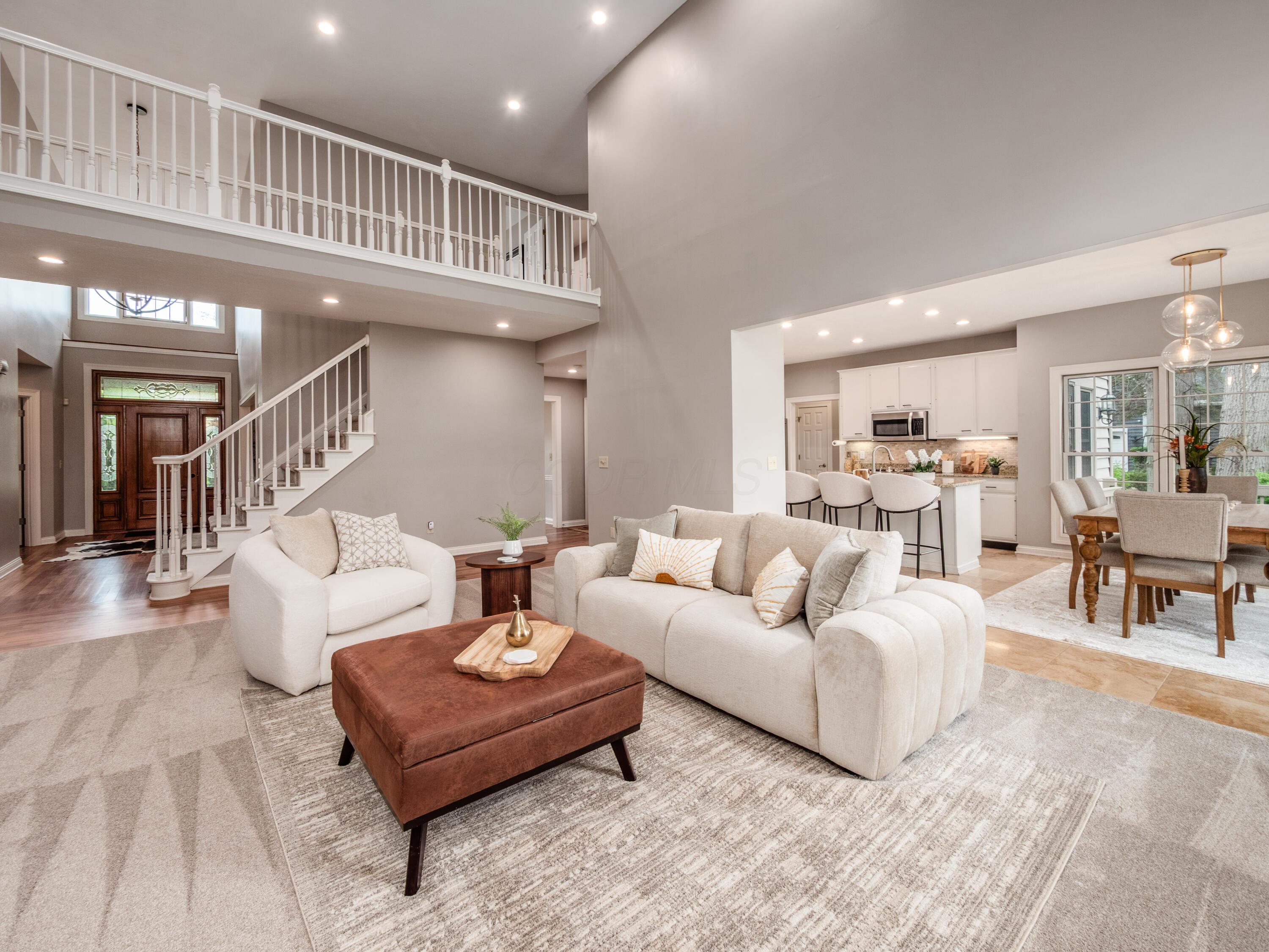 5695 Medallion Drive E
