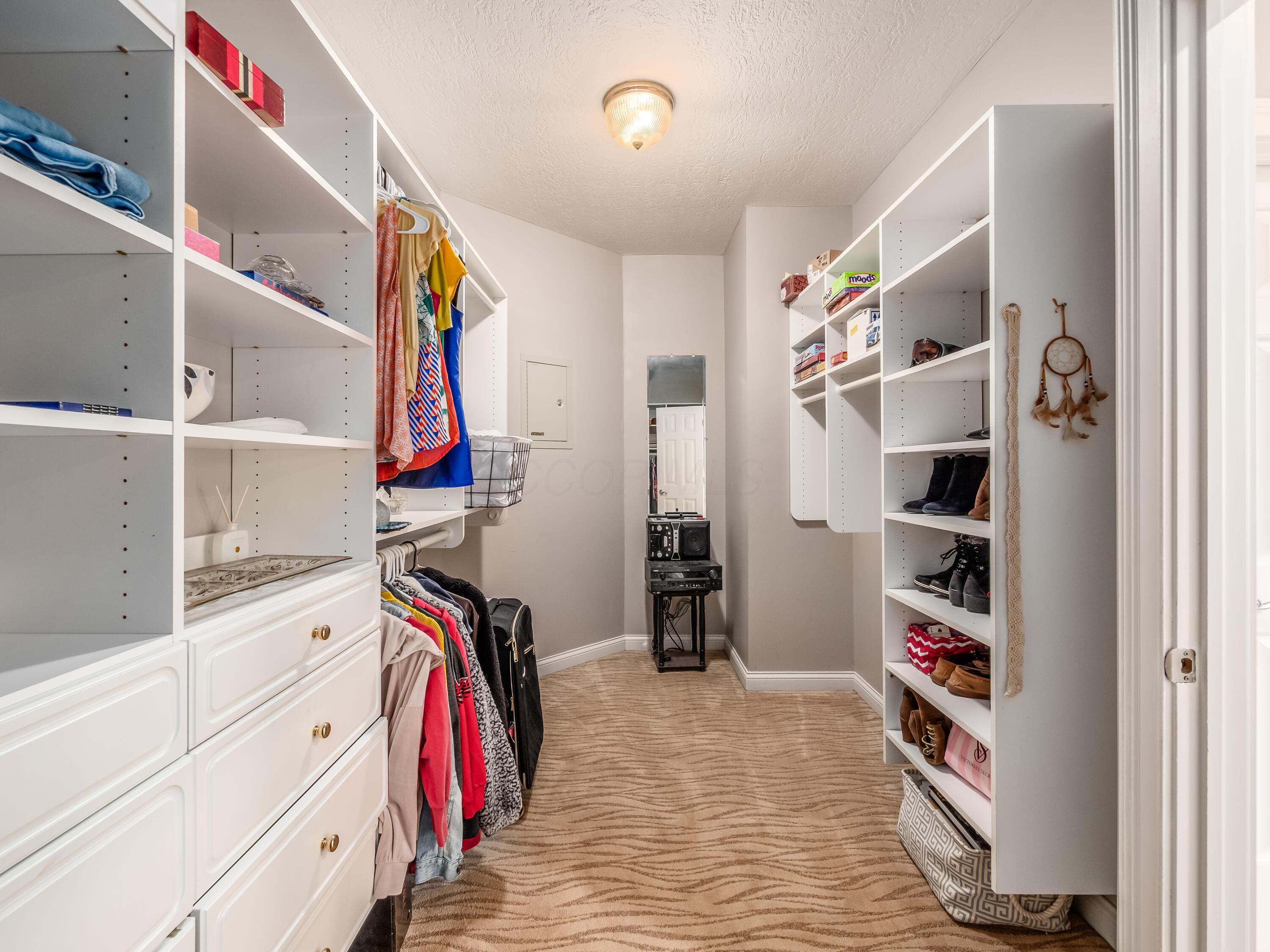 5695 Medallion Drive E