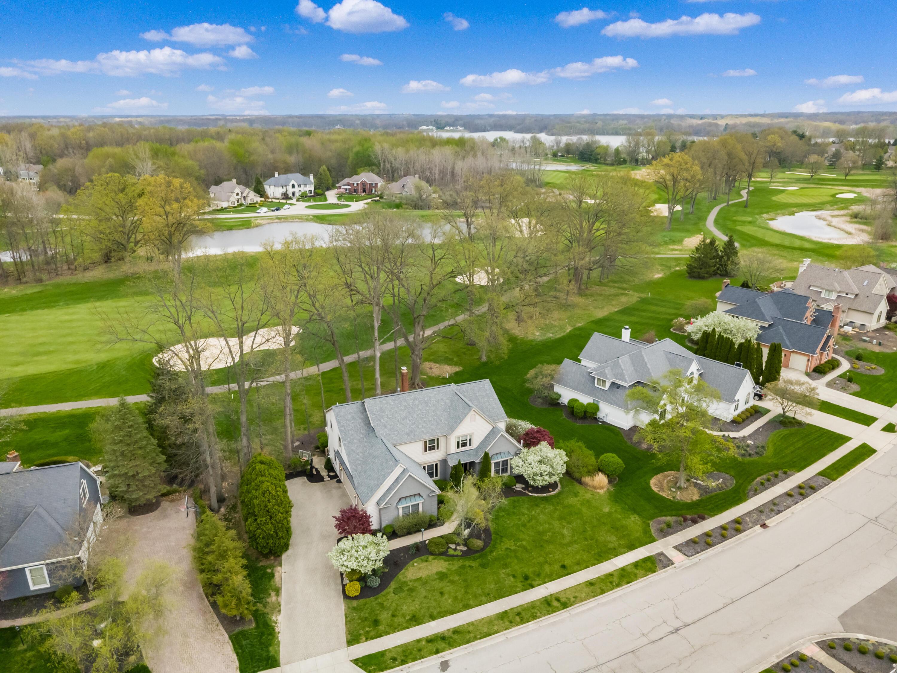 5695 Medallion Drive E