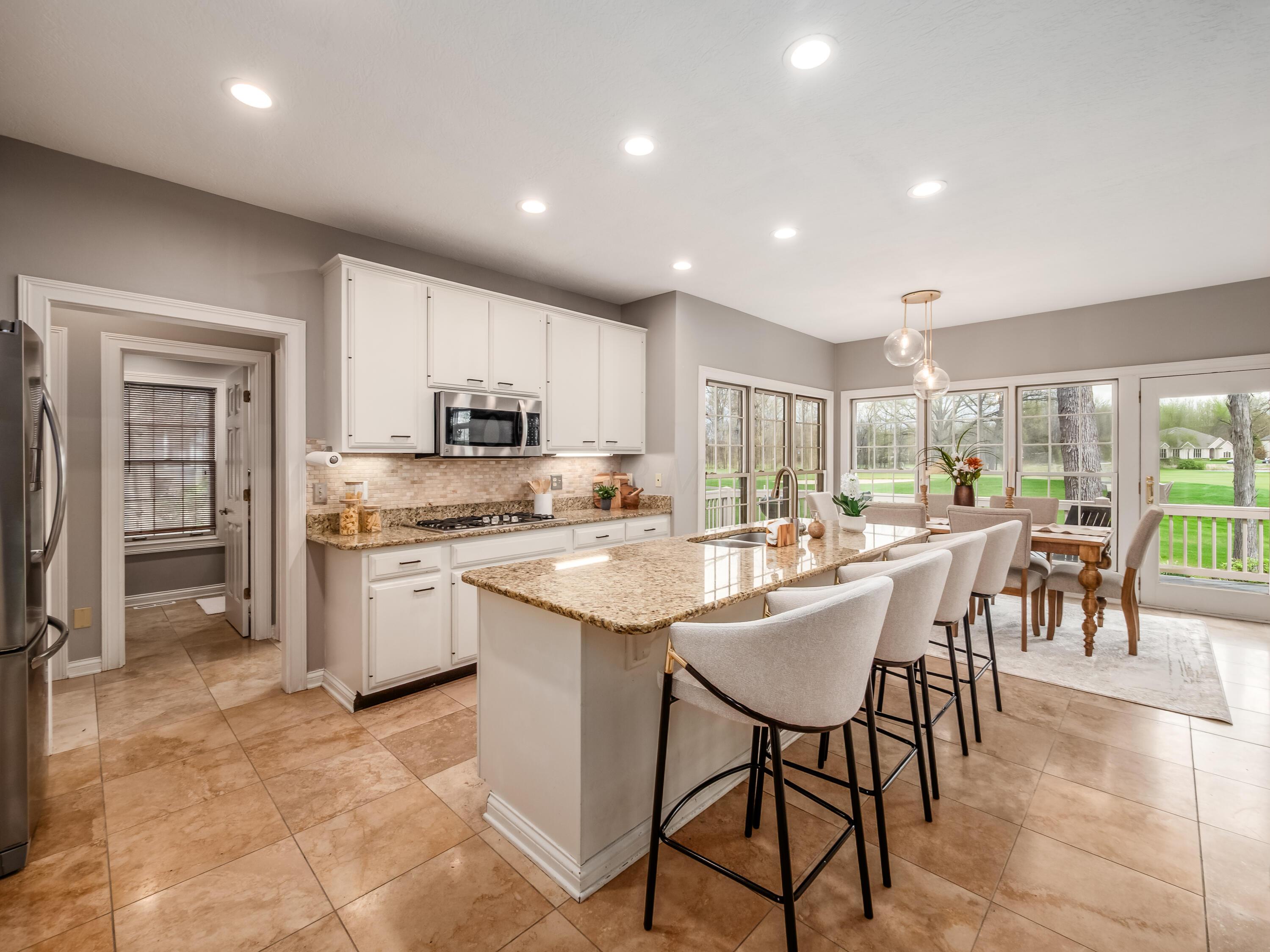 5695 Medallion Drive E