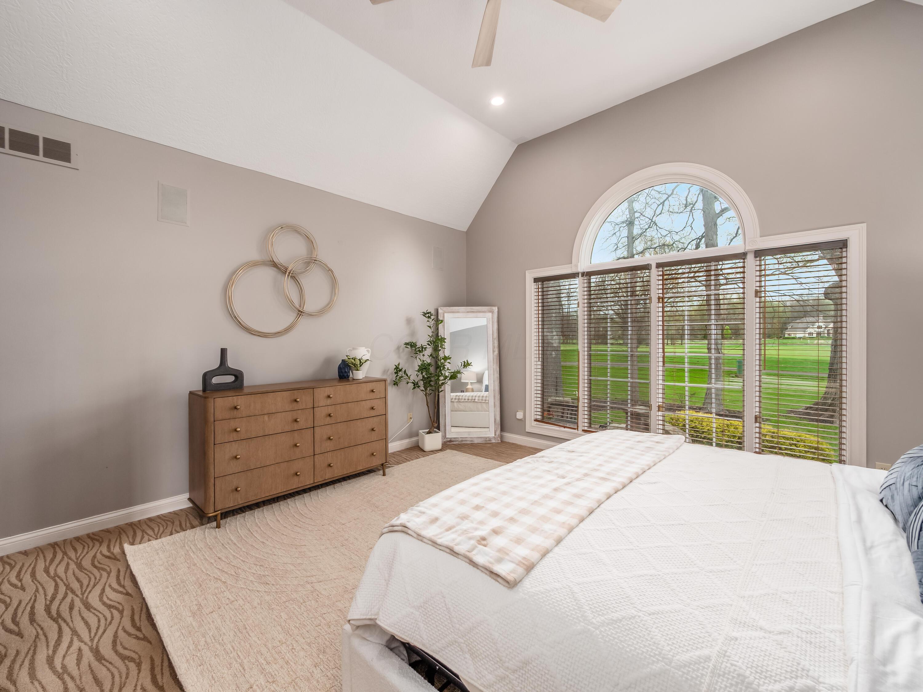 5695 Medallion Drive E