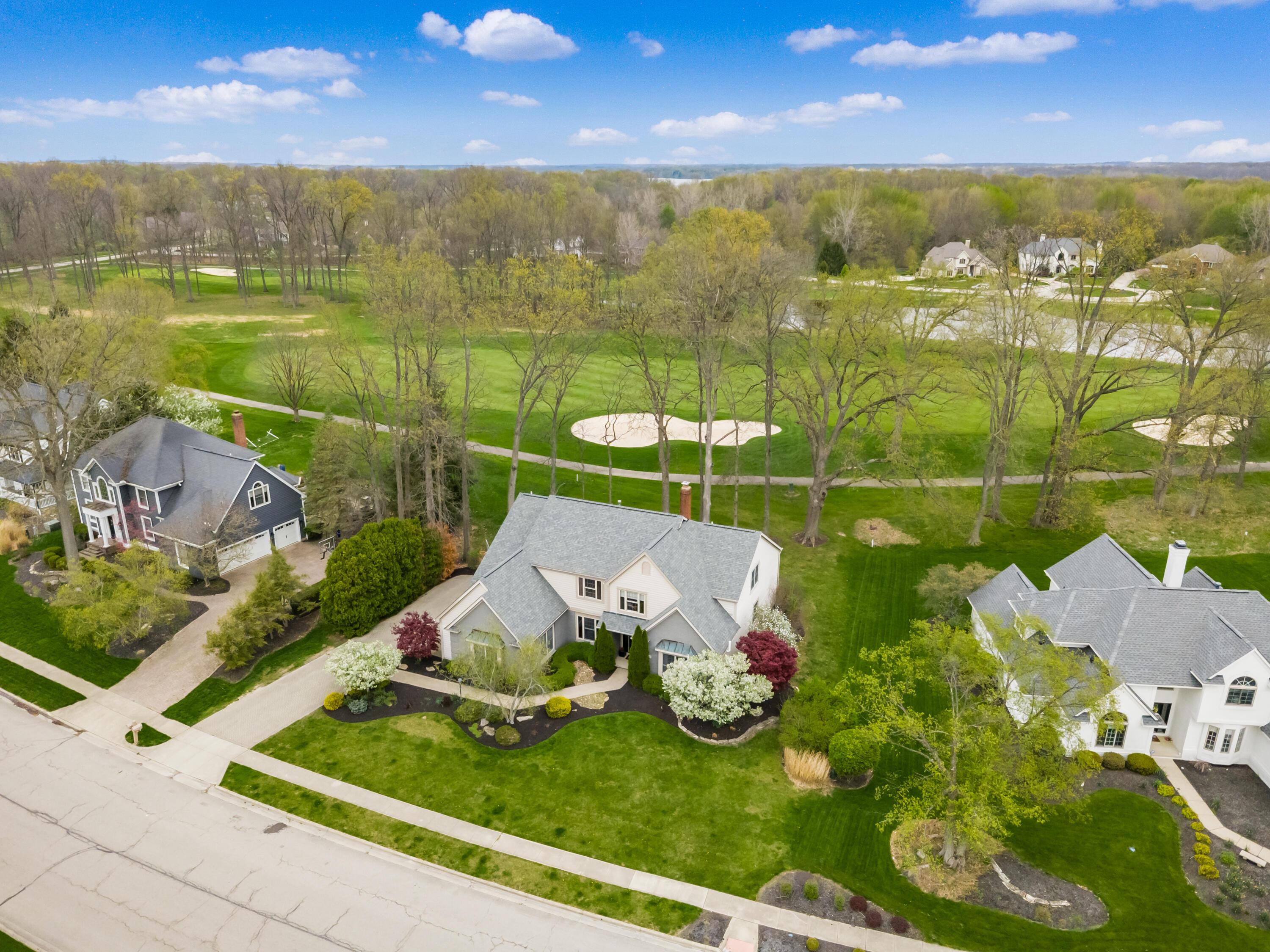 5695 Medallion Drive E