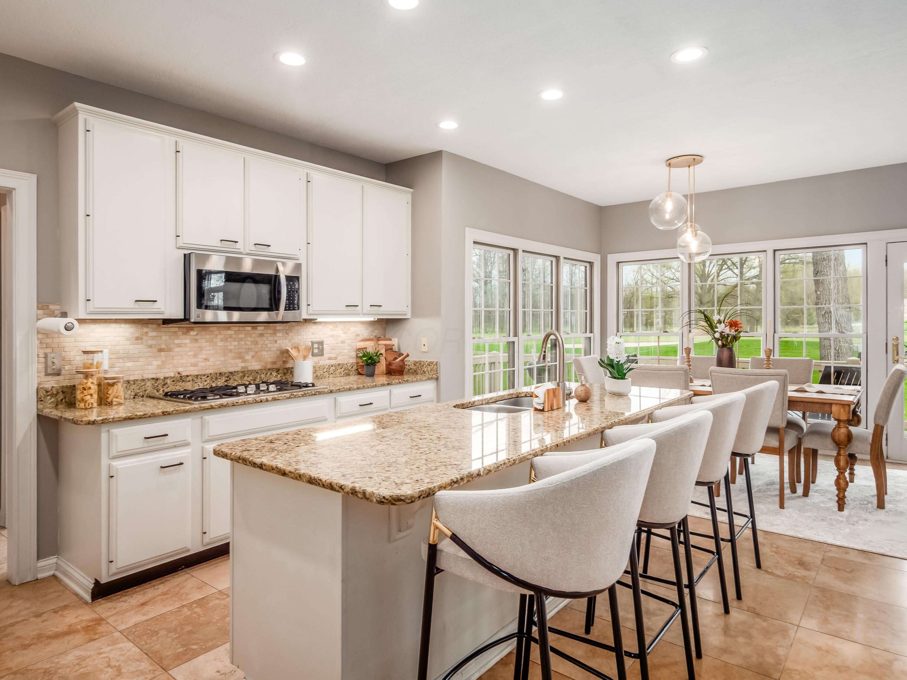 5695 Medallion Drive E