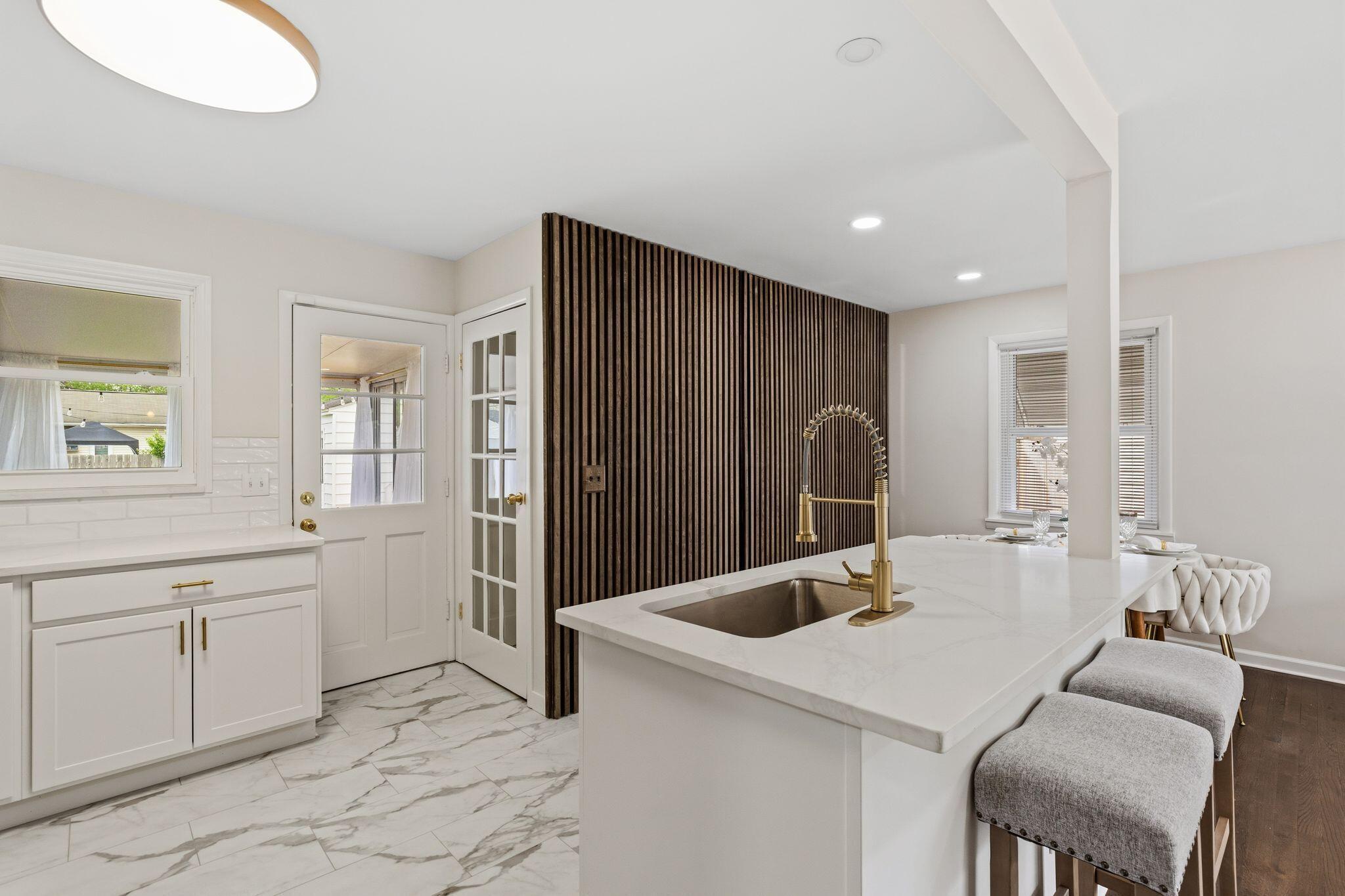 2526 Shrewsbury Road