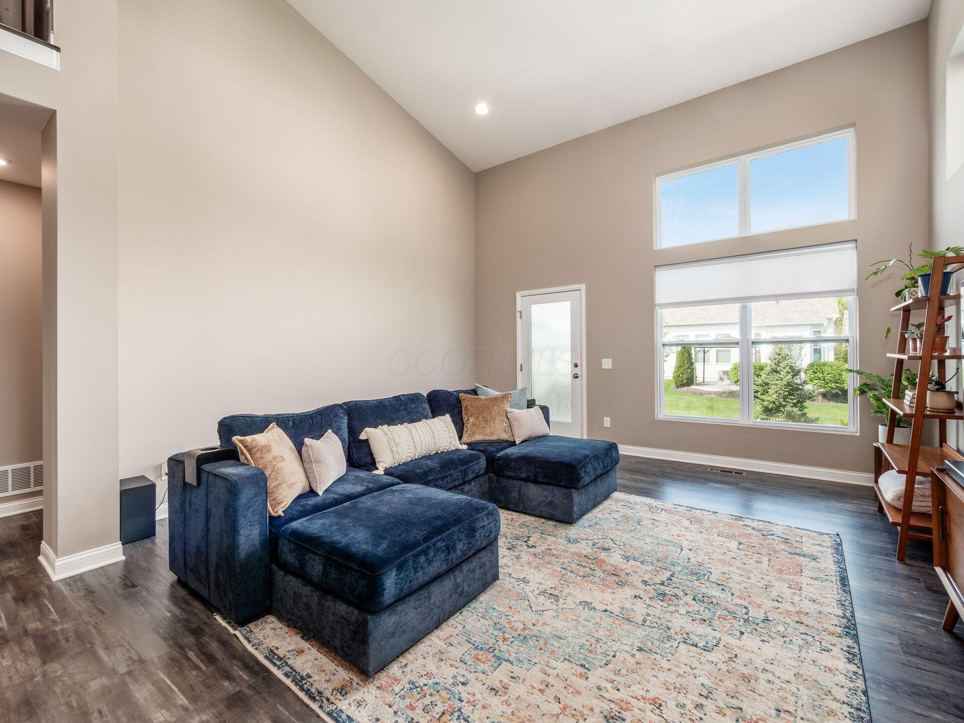 6862 Morningside Heights Place