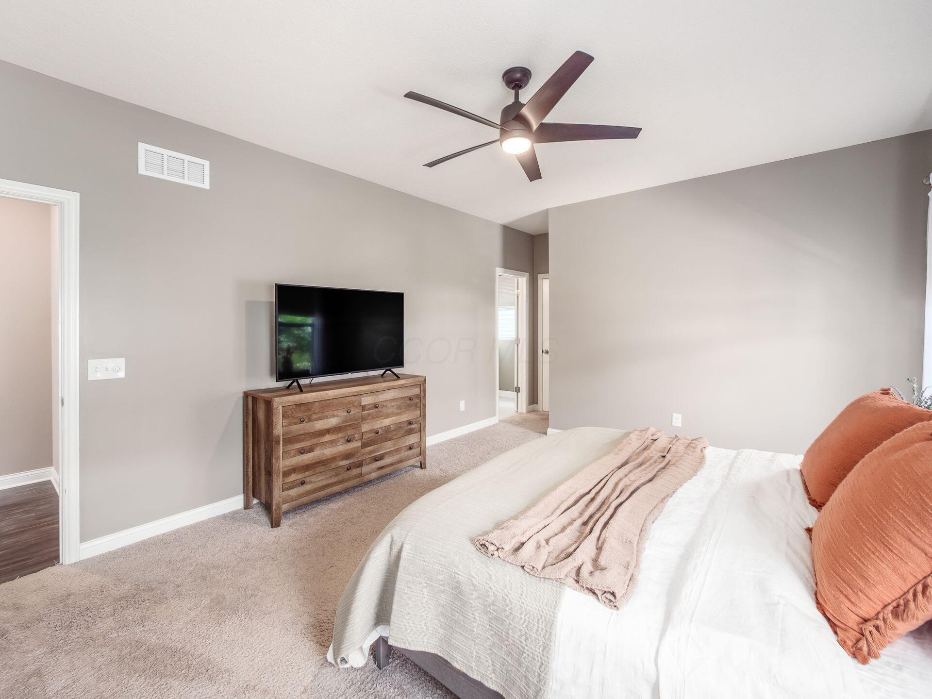 6862 Morningside Heights Place