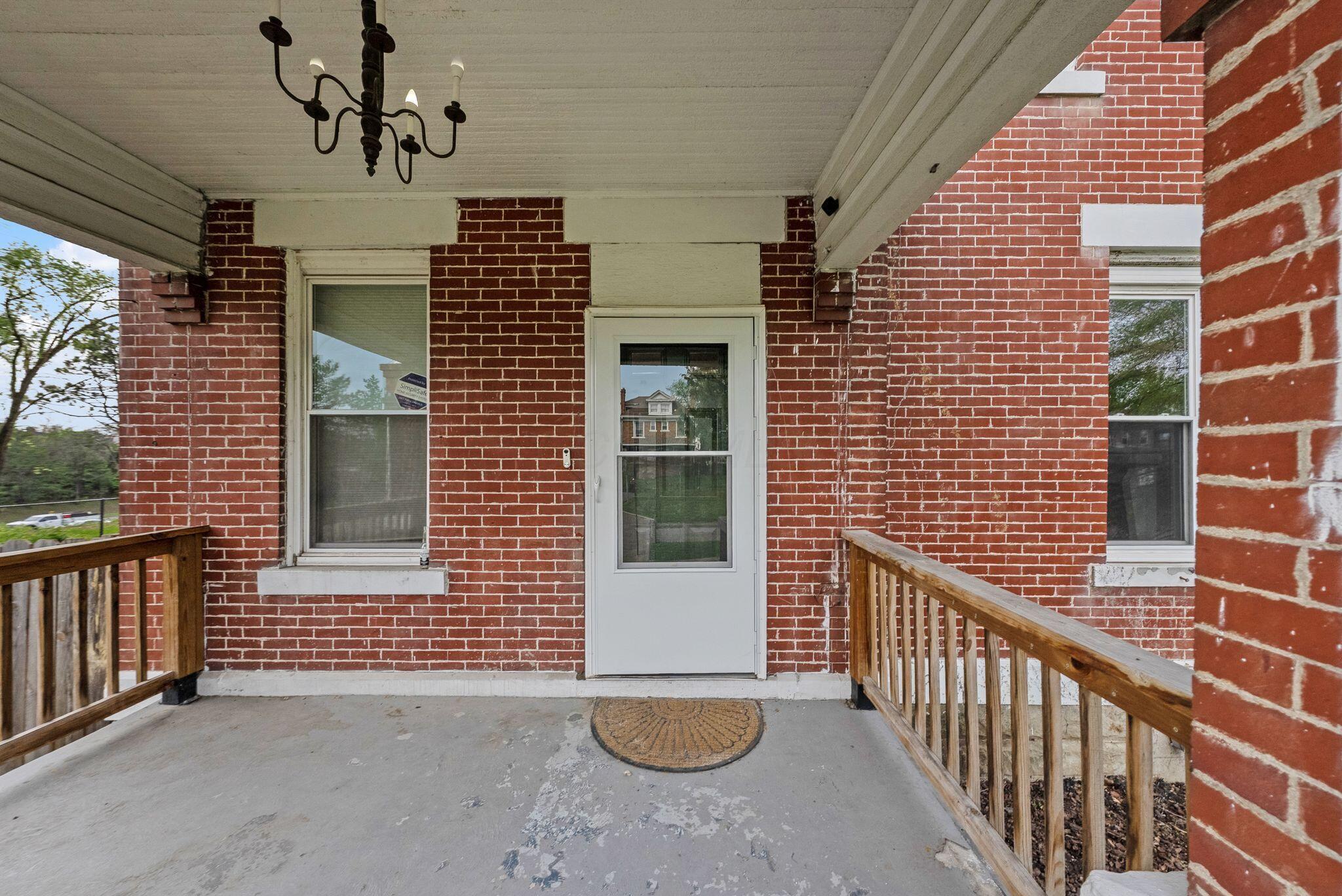 561 Wilson Avenue