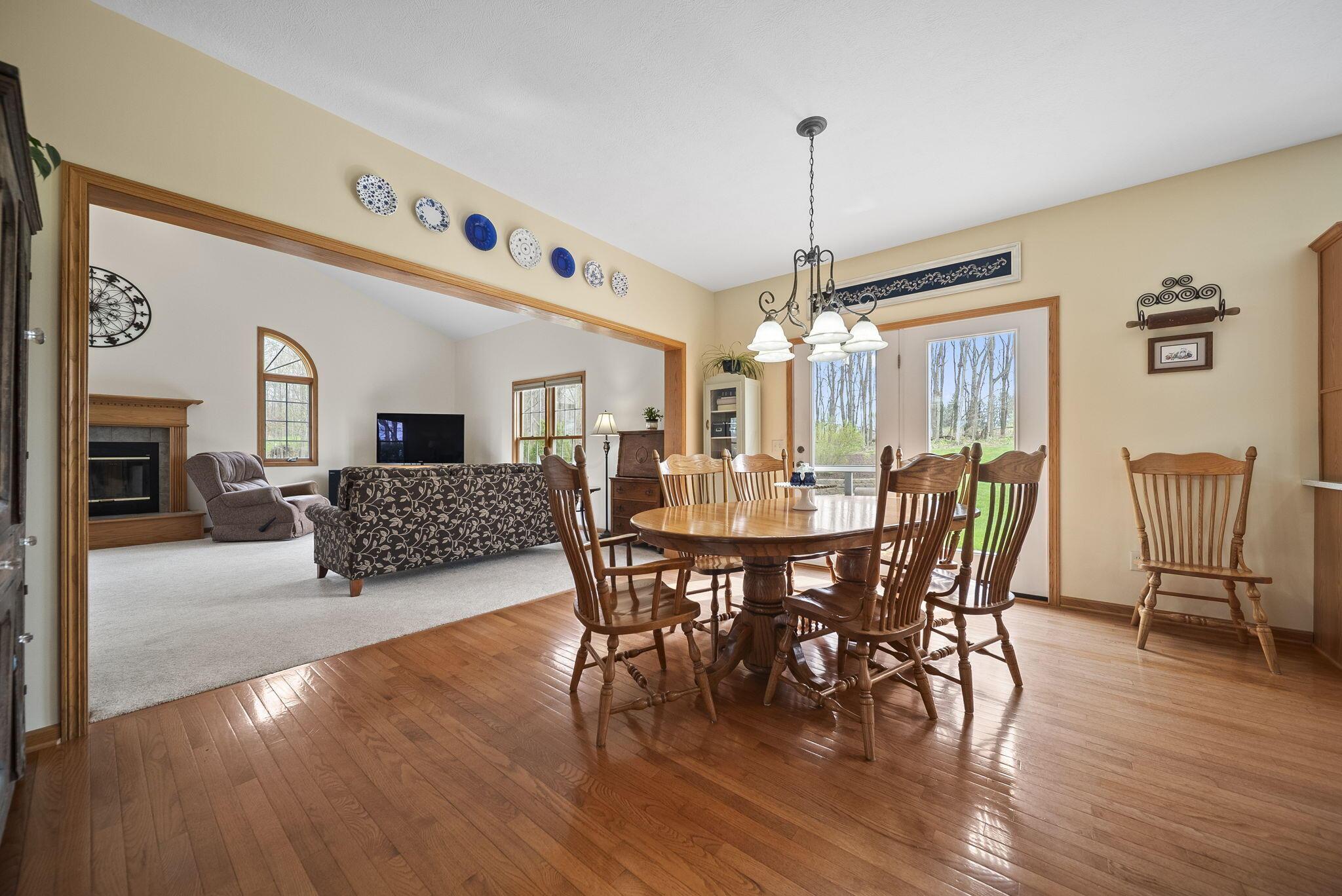 3763 Maxwell Road