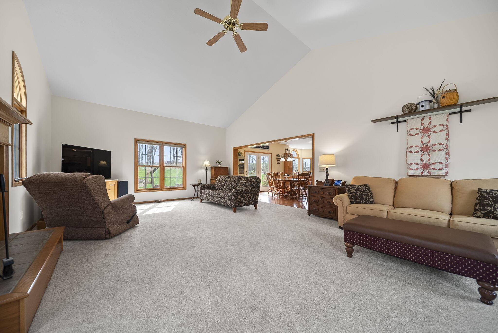 3763 Maxwell Road