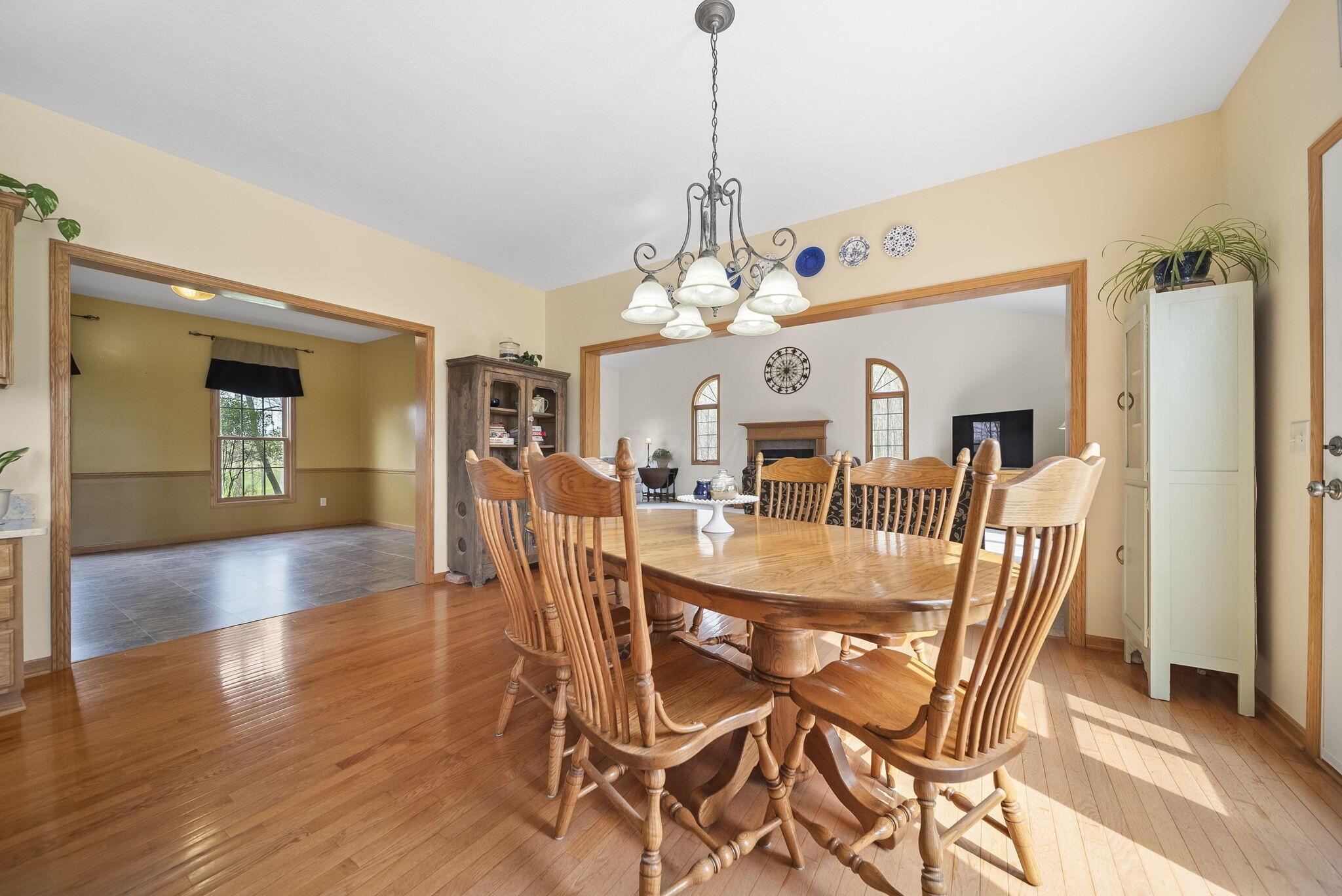 3763 Maxwell Road