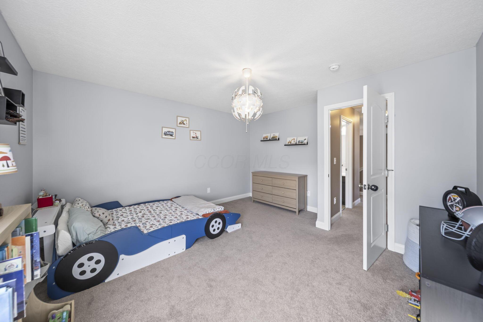 5996 Follensby Drive