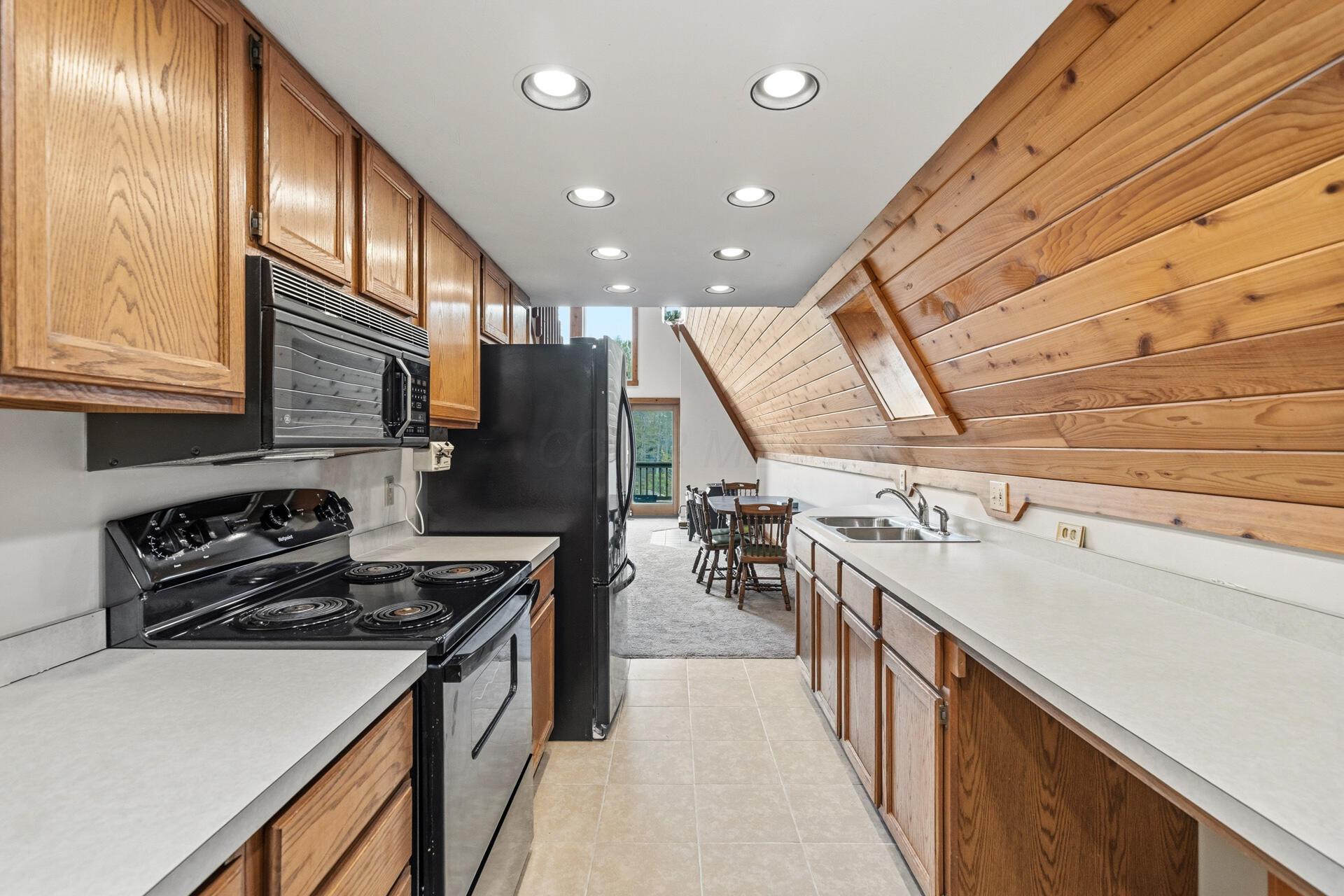 503 Greenacre Circle
