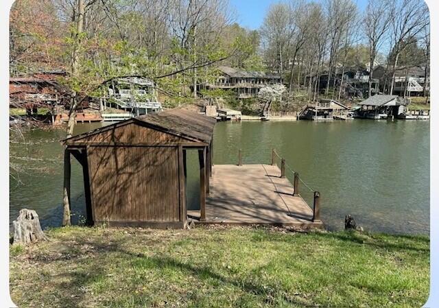 503 Greenacre Circle