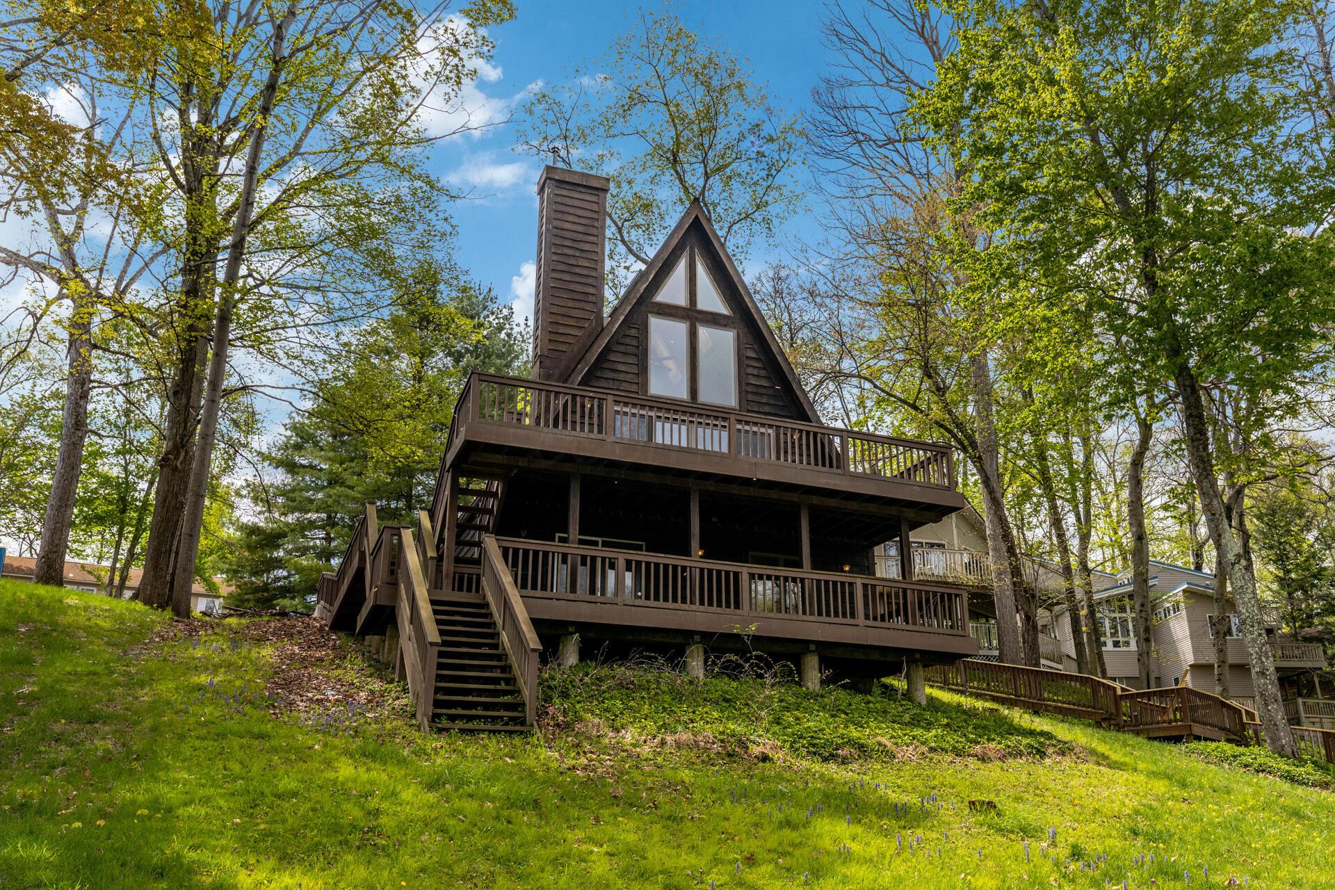 503 Greenacre Circle