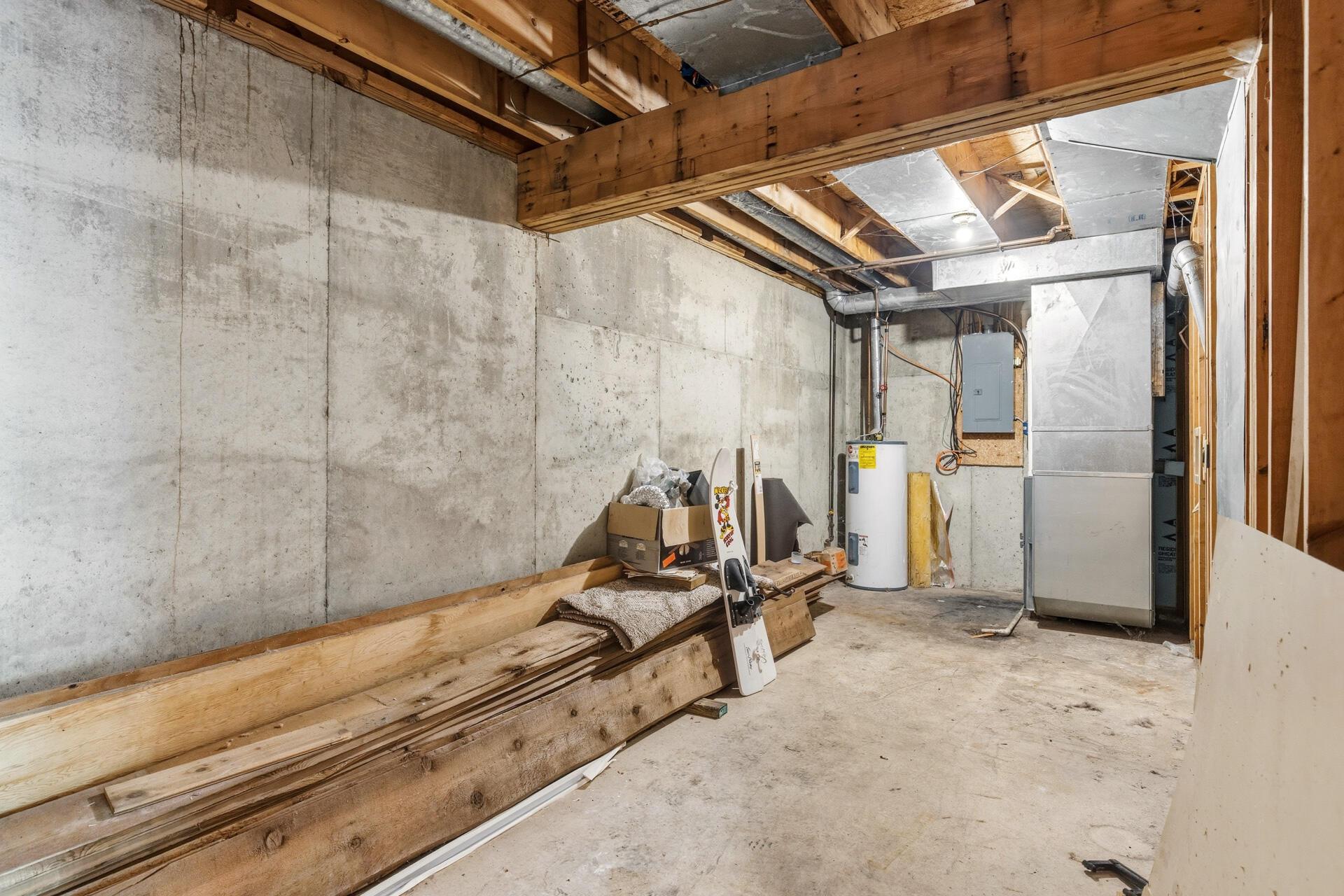 503 Greenacre Circle