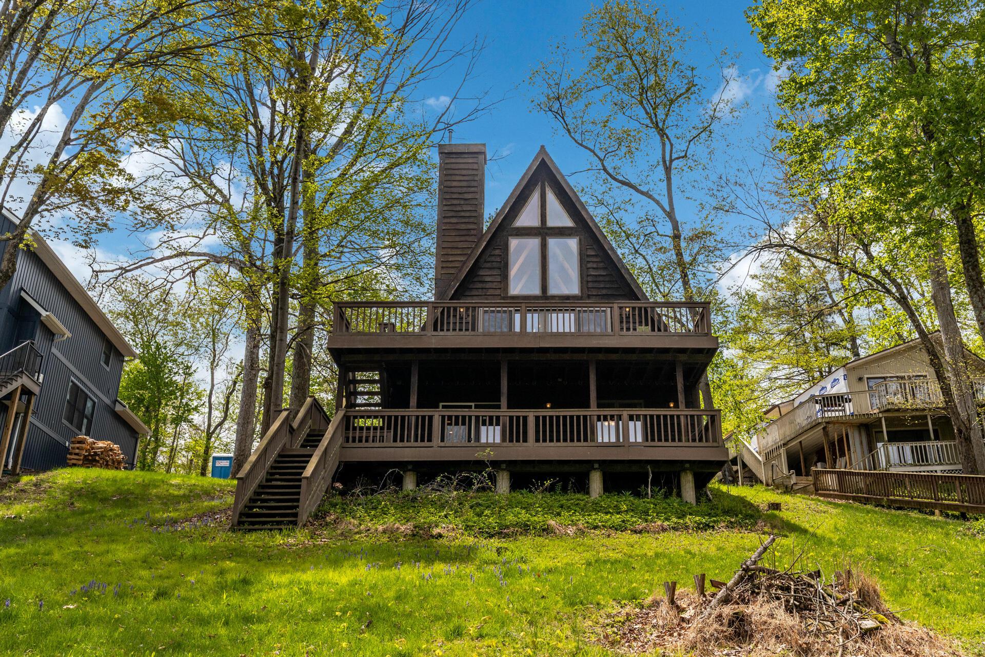 503 Greenacre Circle