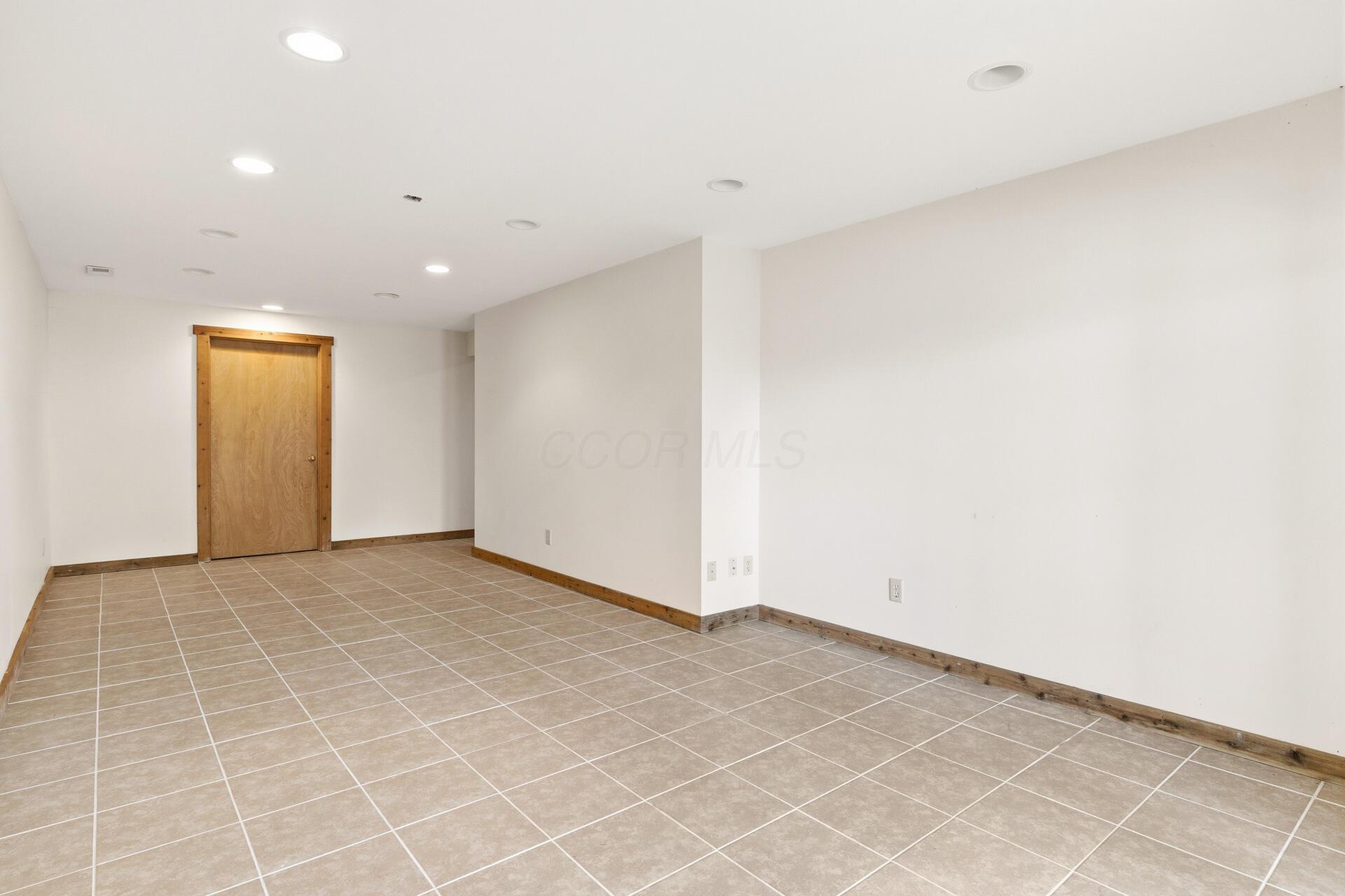 503 Greenacre Circle