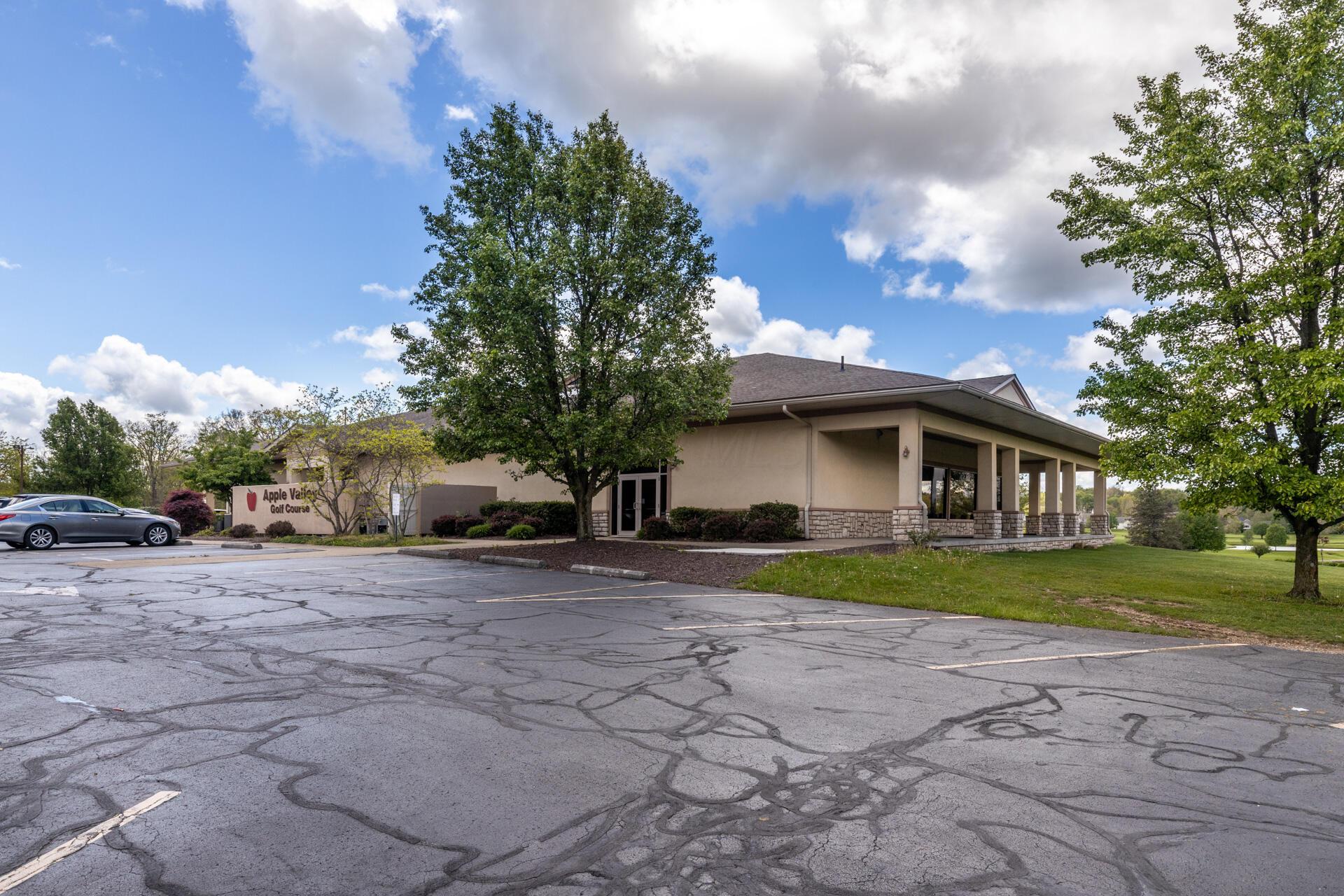 503 Greenacre Circle
