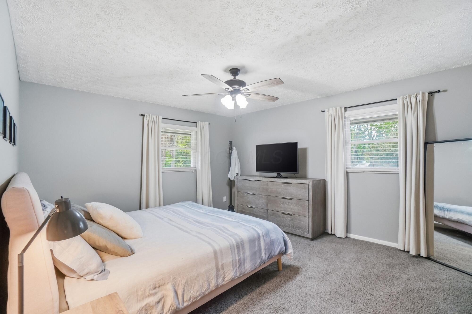 60 Savern Place