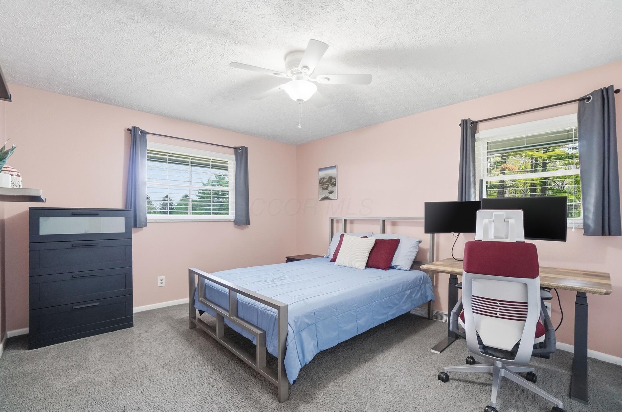 60 Savern Place
