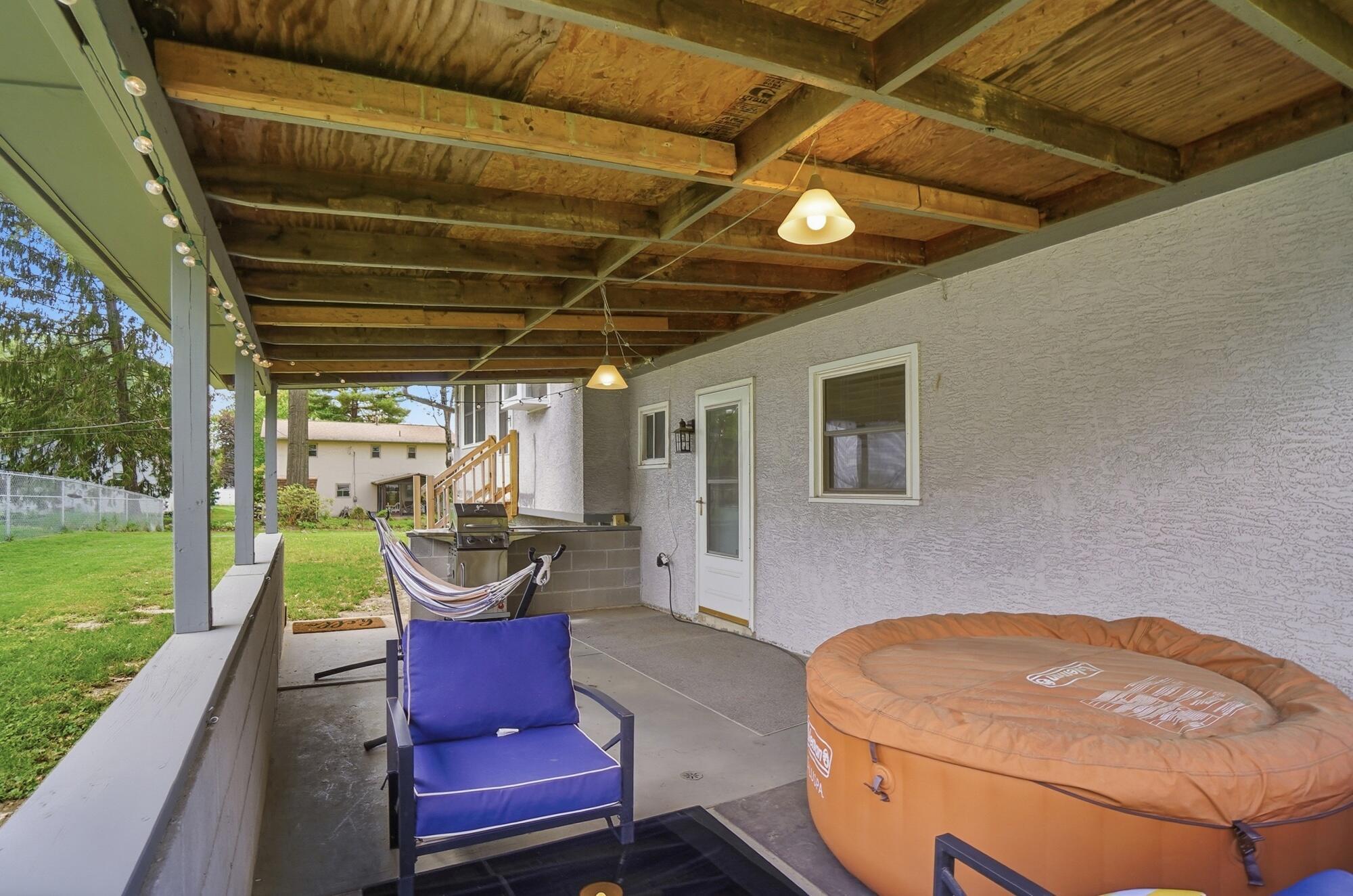 60 Savern Place