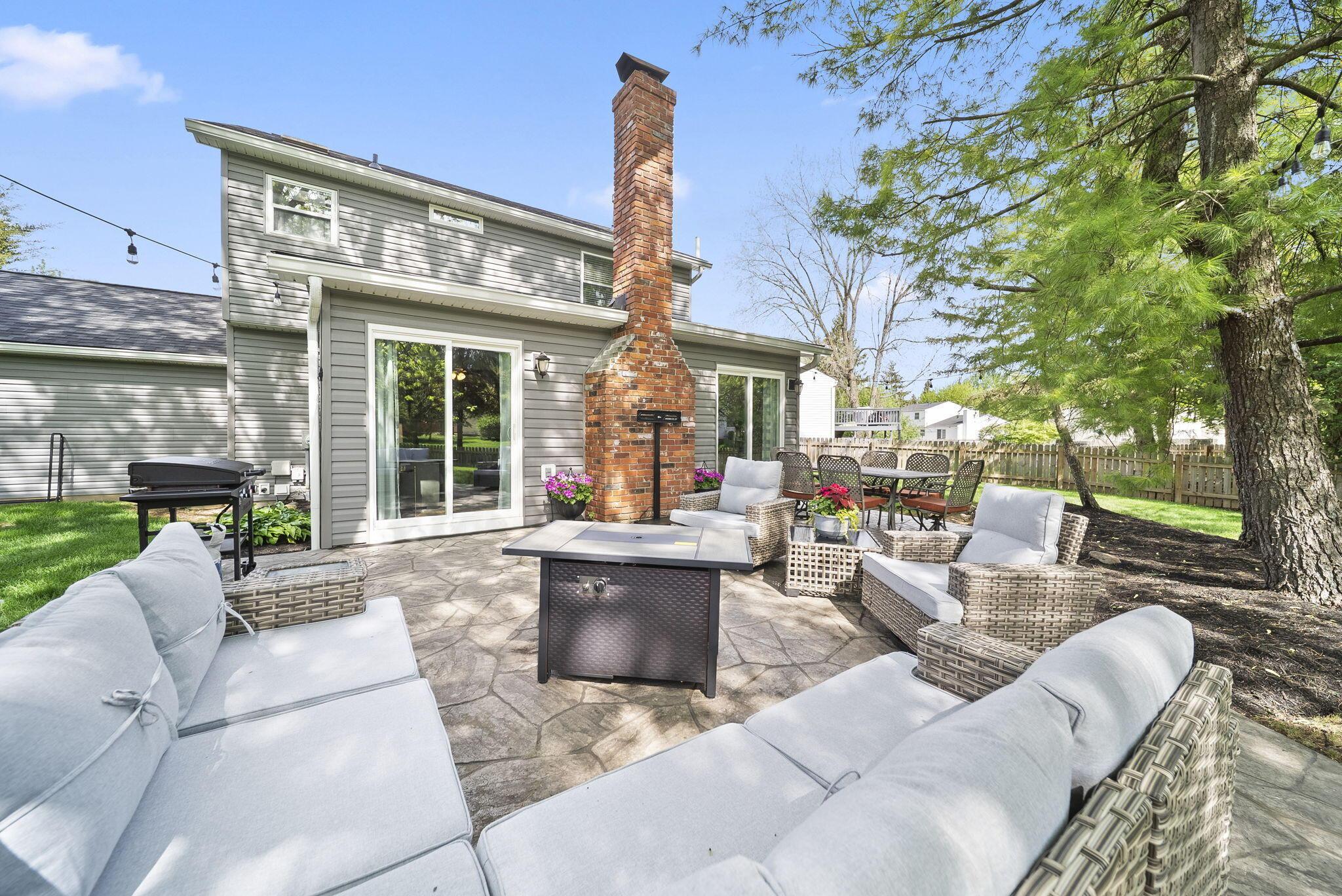 3851 Saddlebrook Court