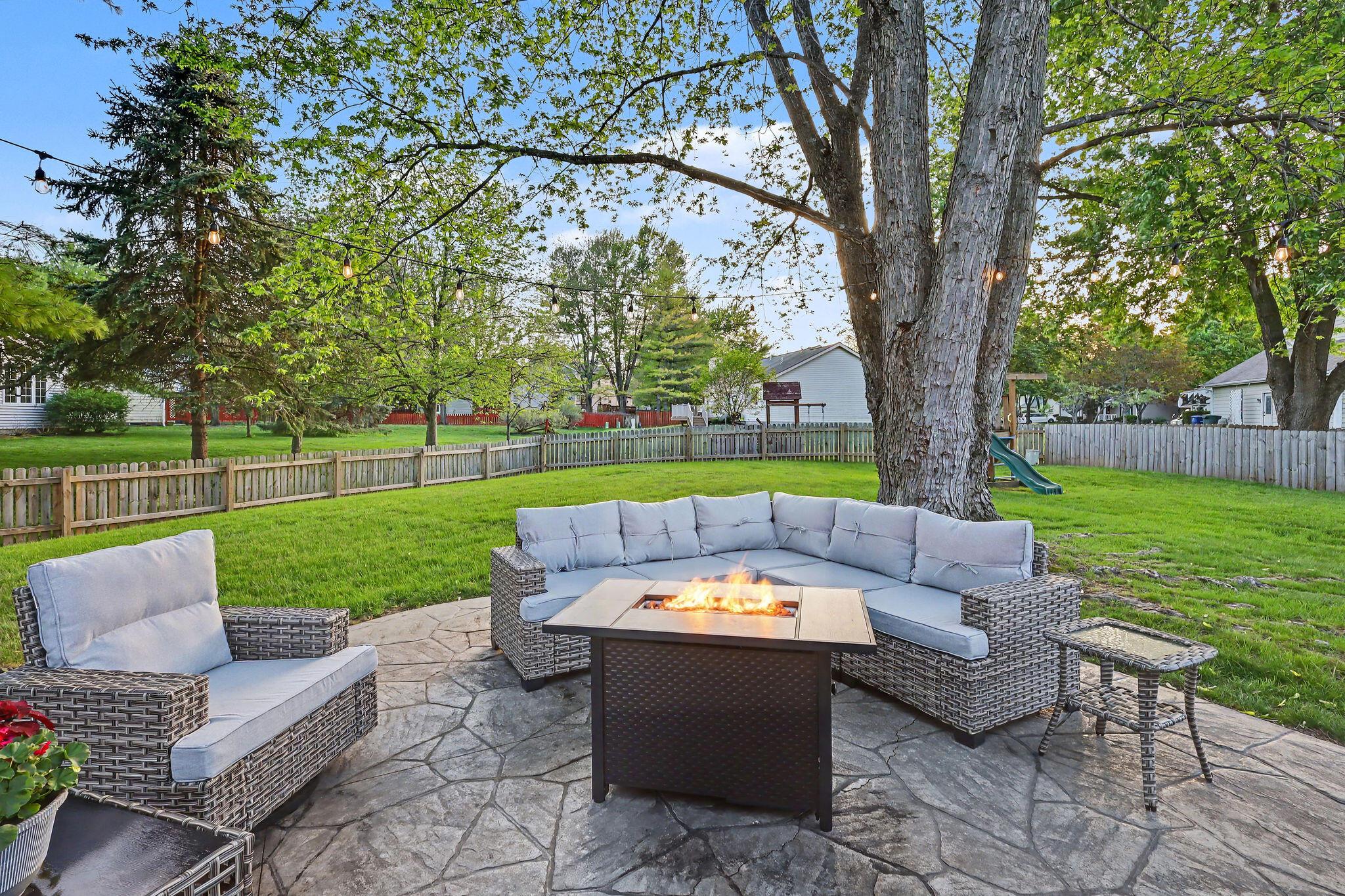 3851 Saddlebrook Court