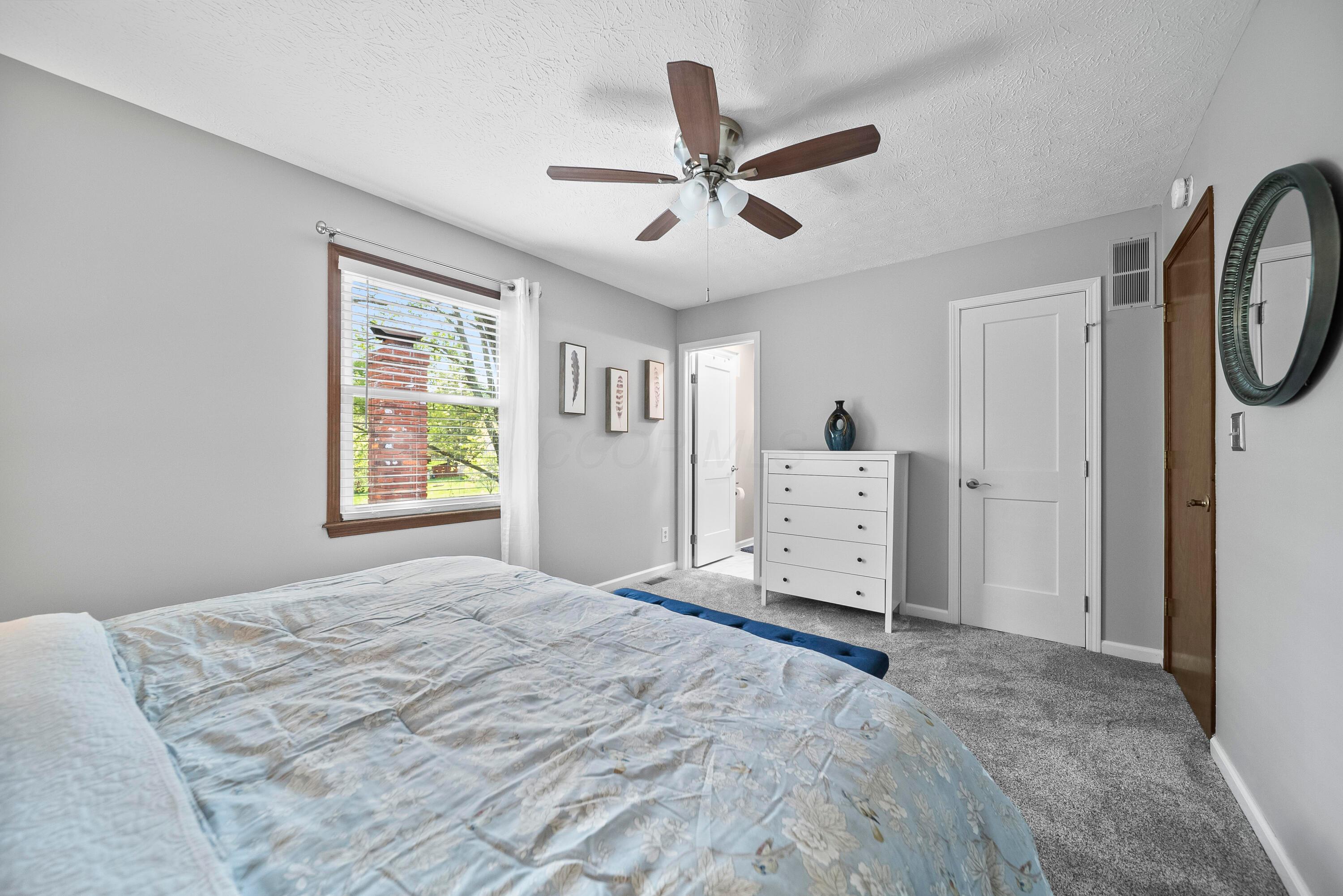3851 Saddlebrook Court