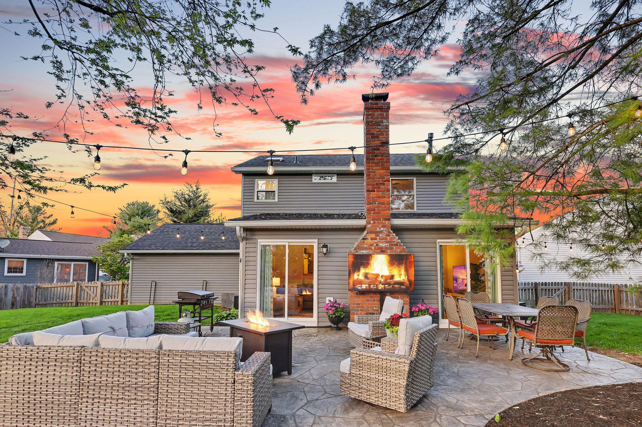 3851 Saddlebrook Court