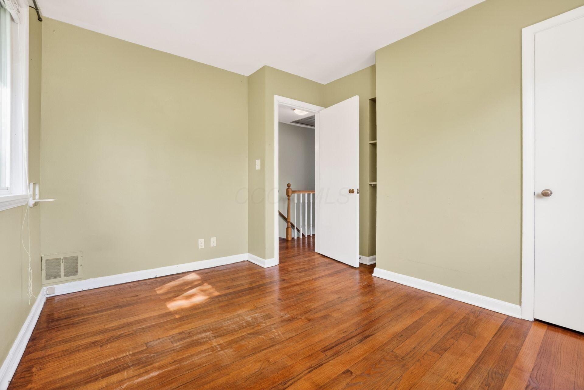 4065 Indianola Avenue, 2A
