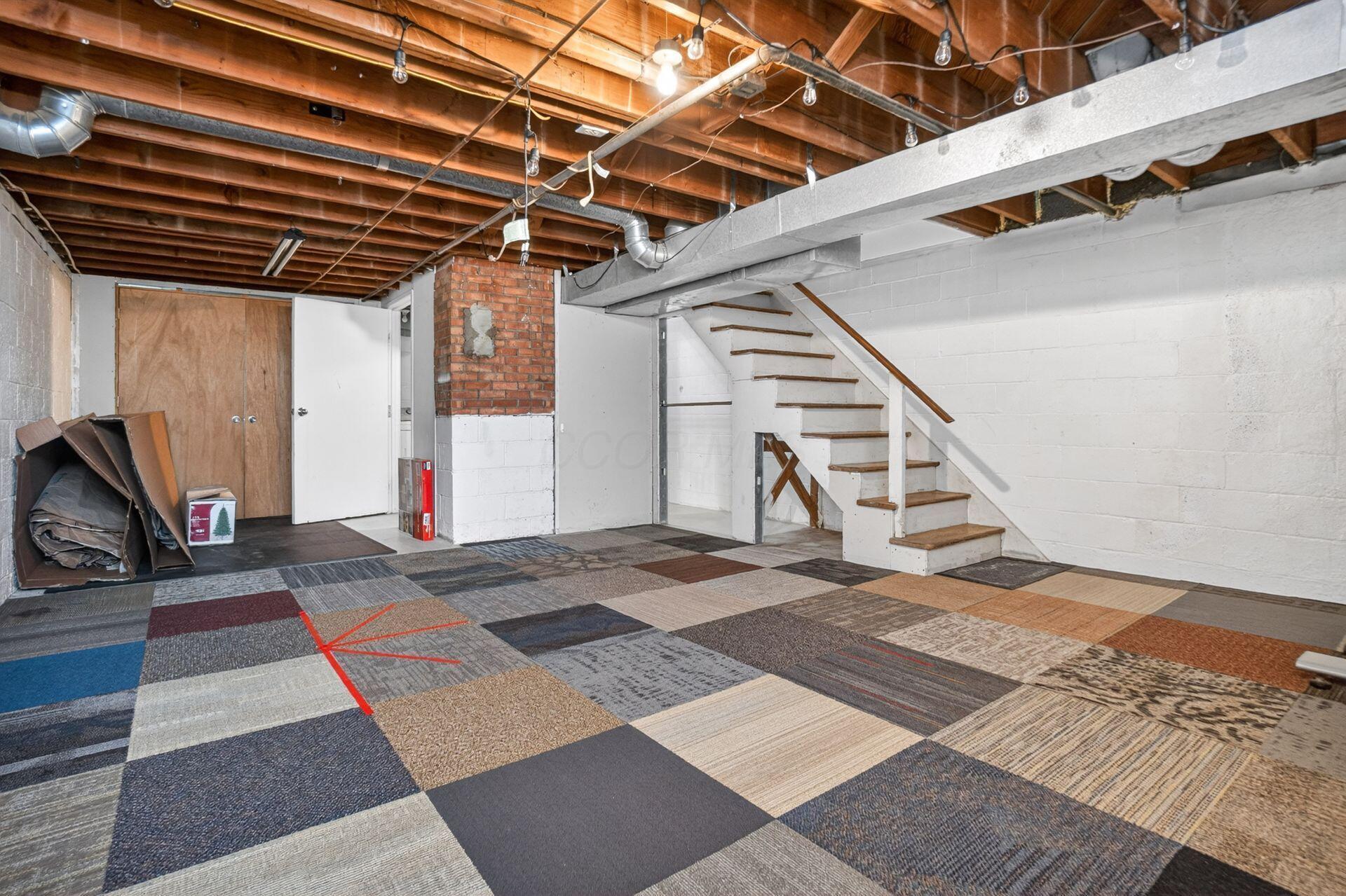4065 Indianola Avenue, 2A