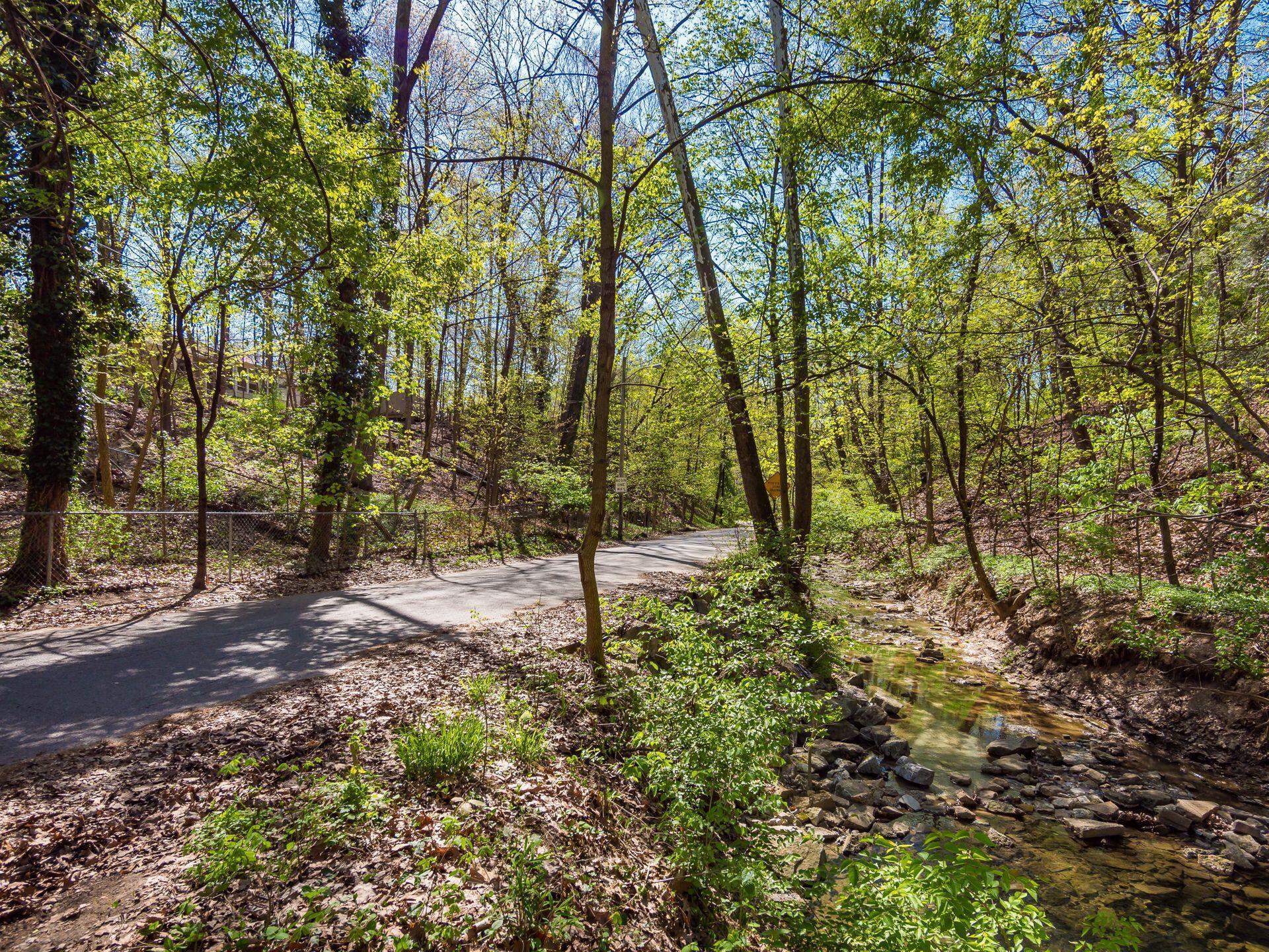 4065 Indianola Avenue, 2A