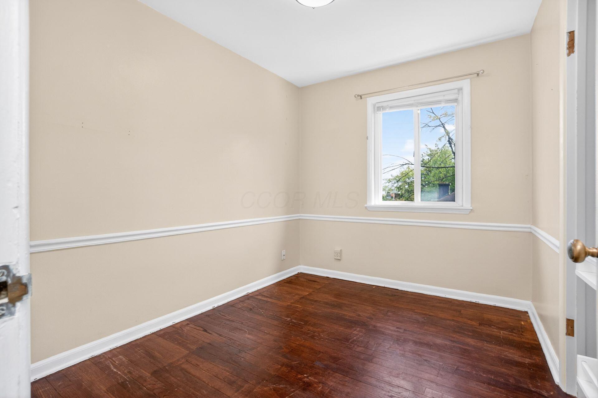 4065 Indianola Avenue, 2A