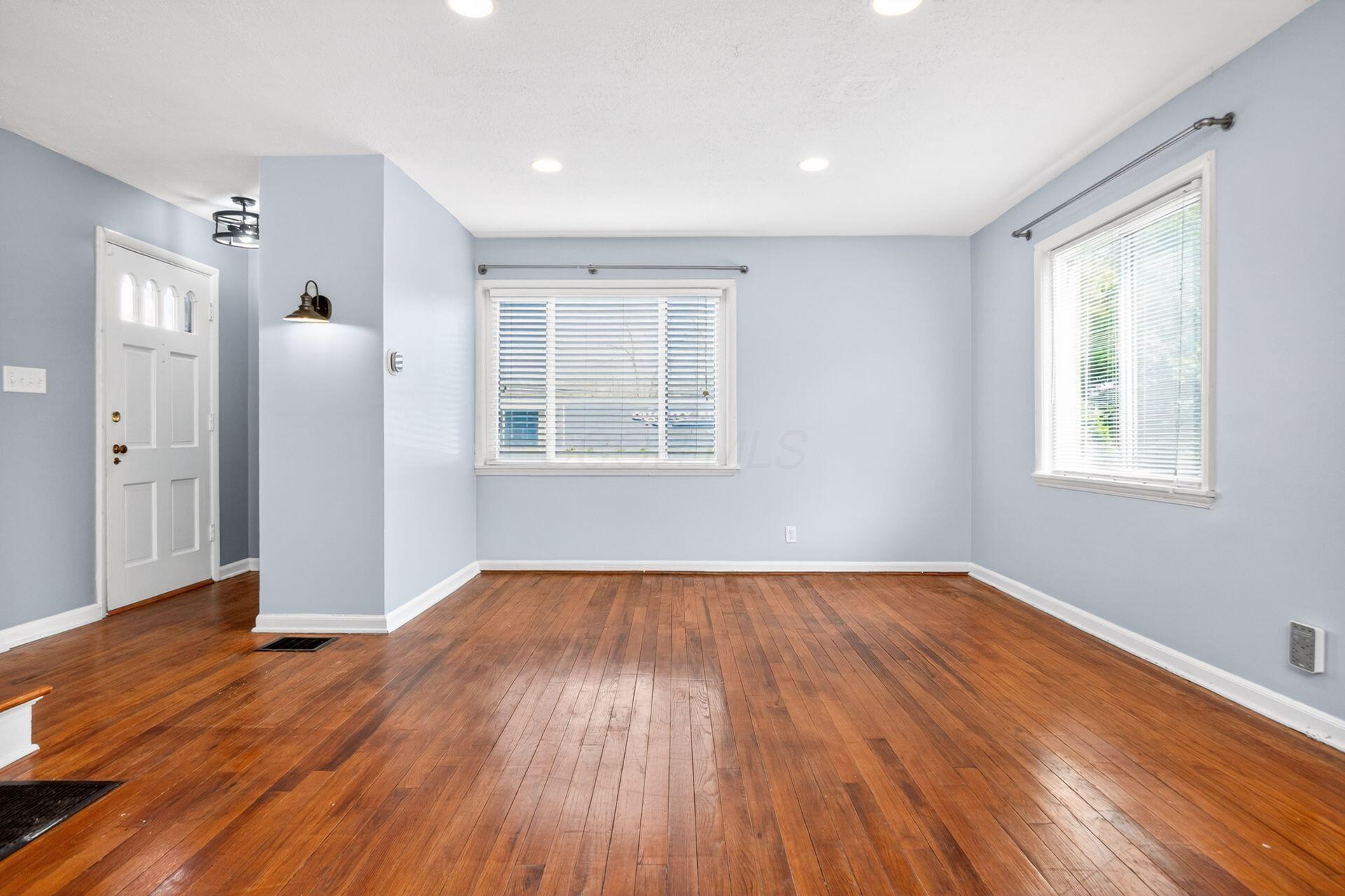 4065 Indianola Avenue, 2A