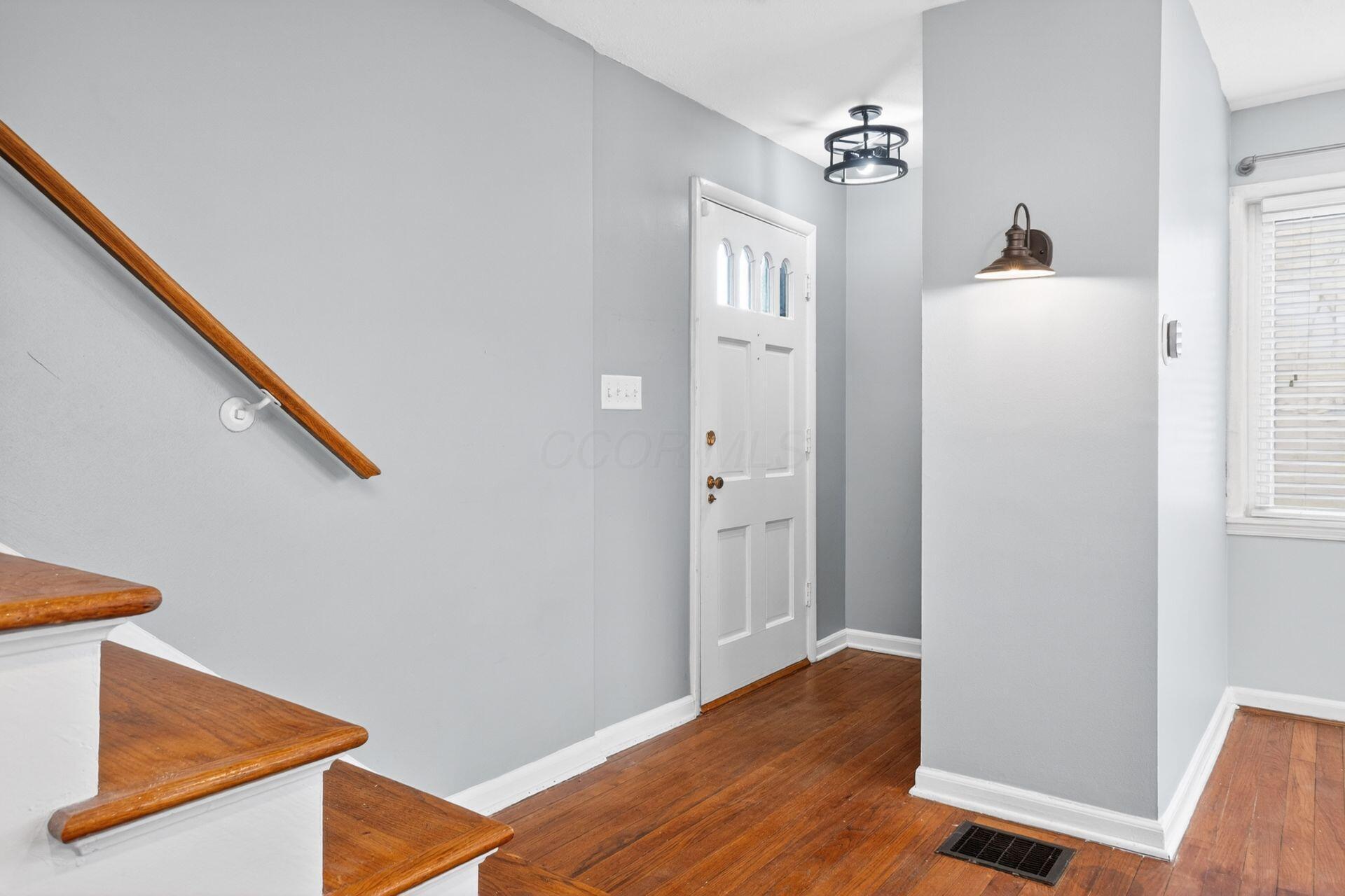 4065 Indianola Avenue, 2A