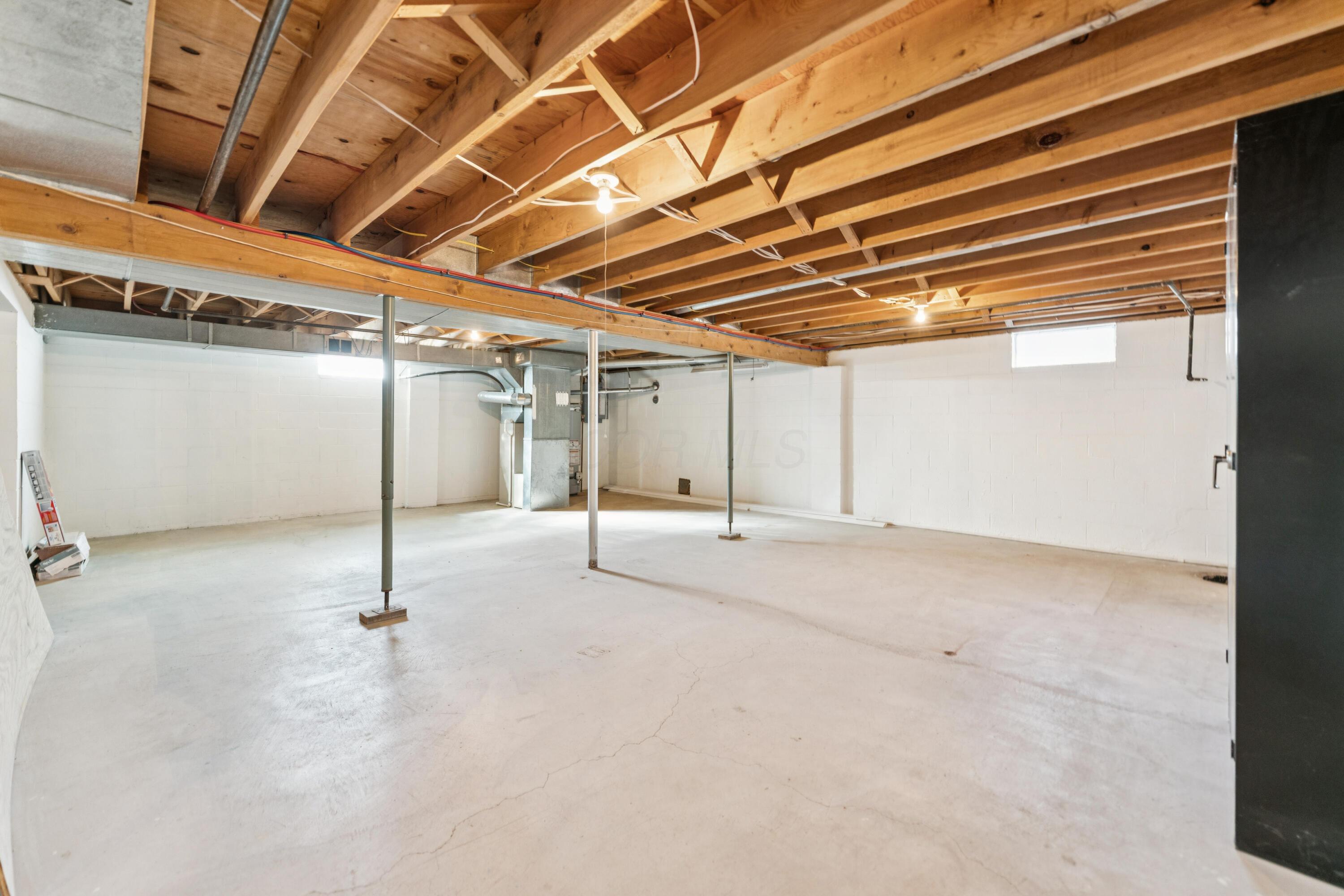 2691 Maplewood Drive