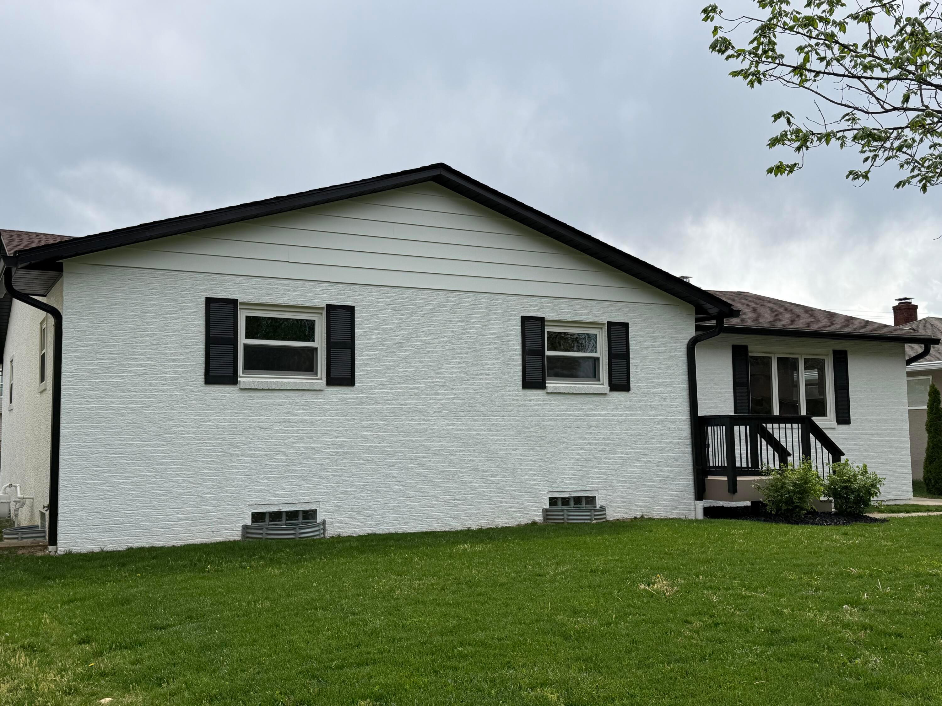 2691 Maplewood Drive
