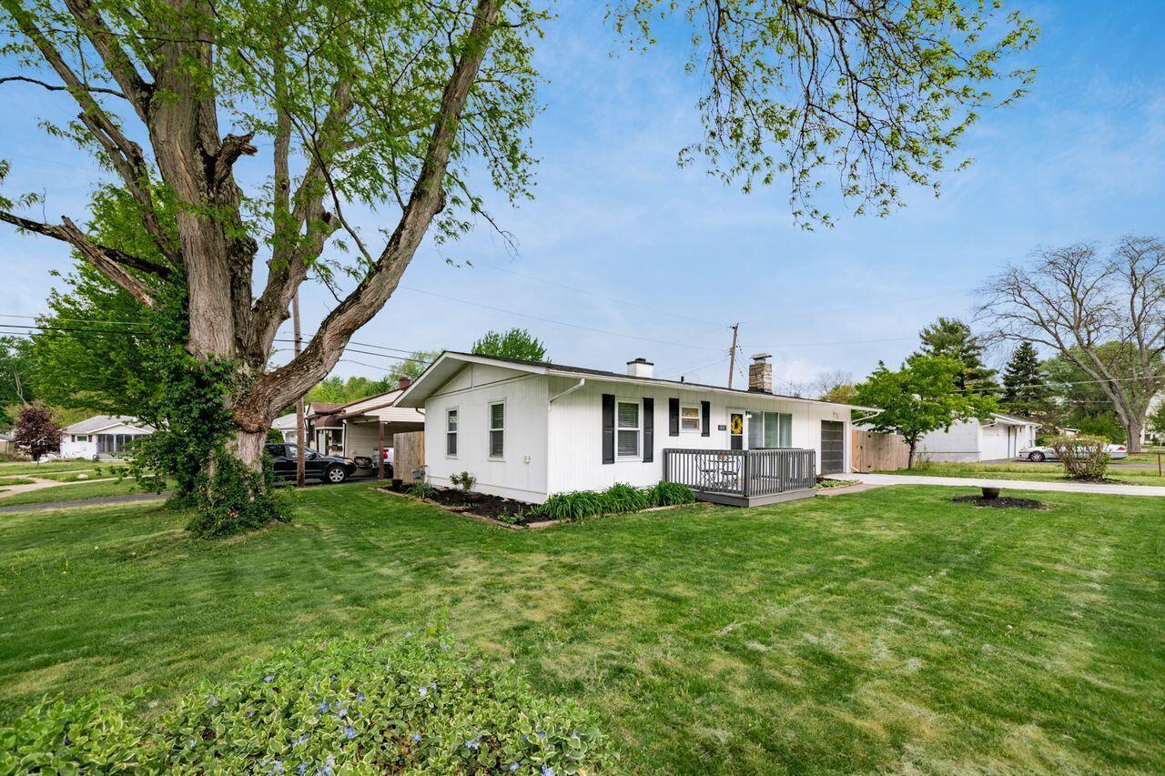 3835 Fayette Drive