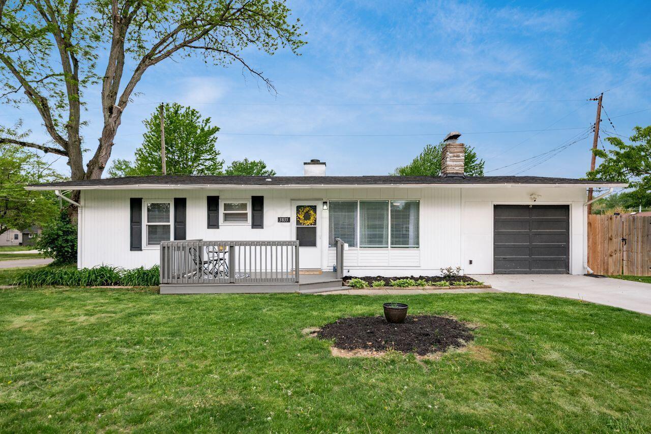 3835 Fayette Drive
