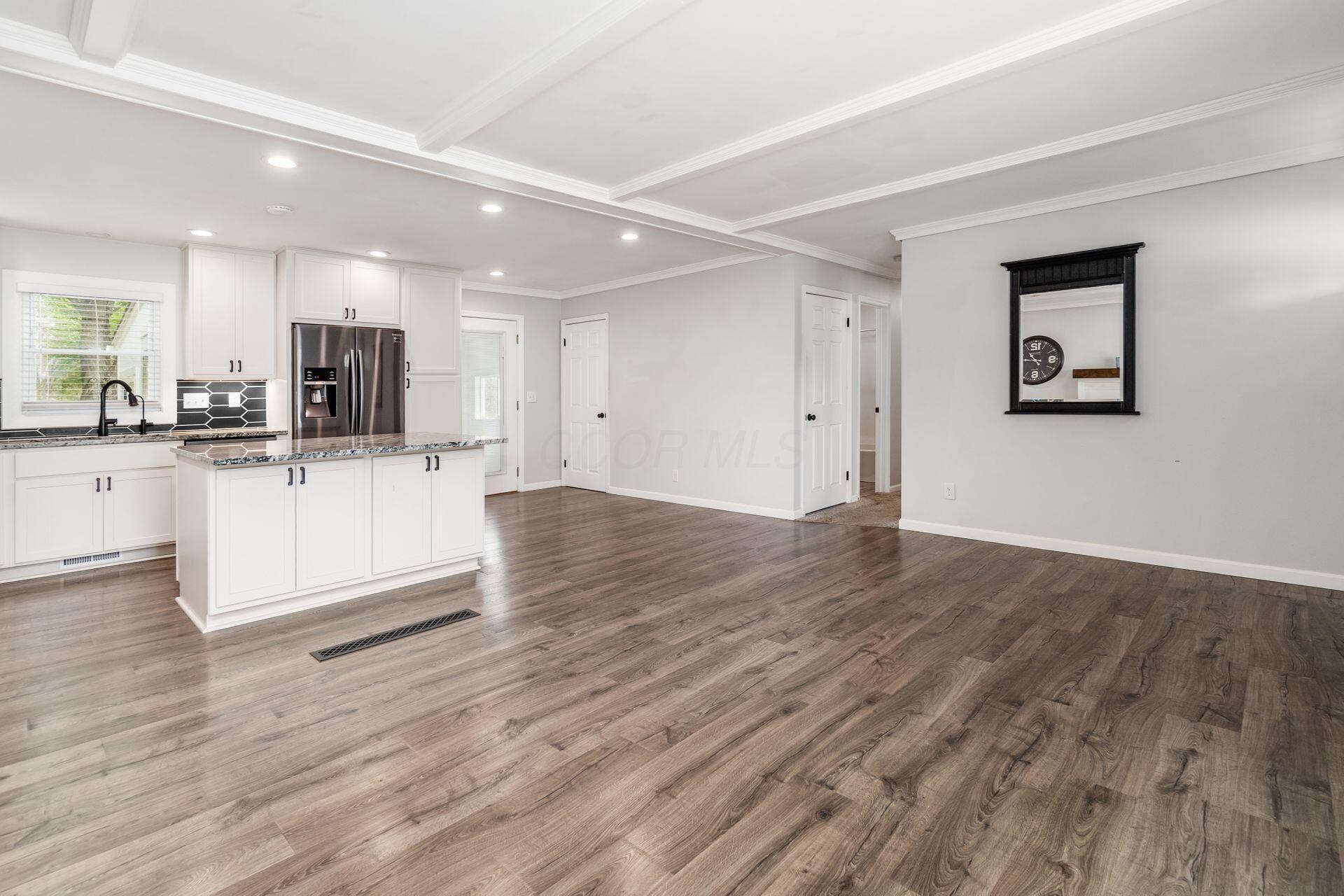 15715 E State Route 37
